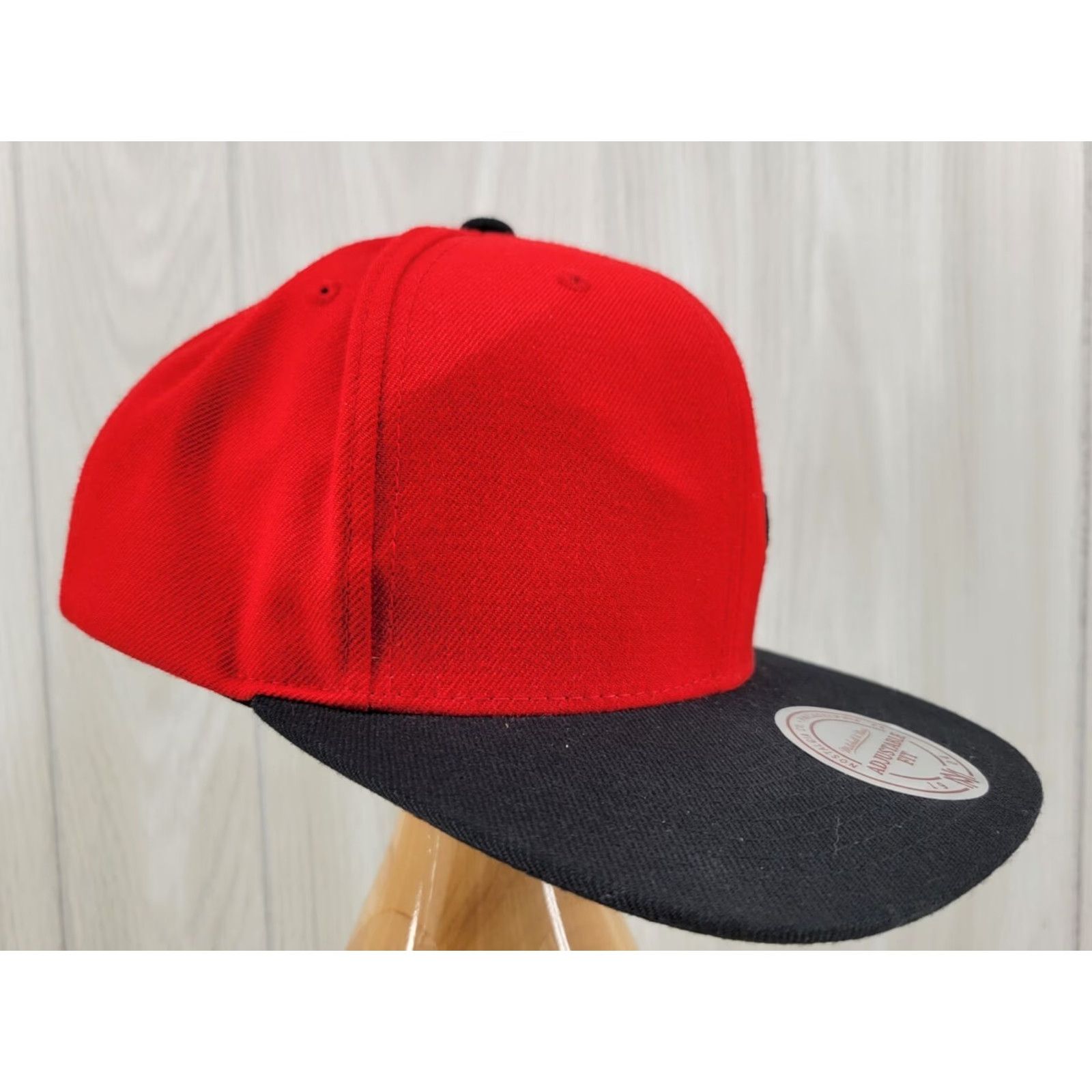 Mitchell & Ness VINTAGE? Chicago Bulls Mitchell & Ness Snapback Hat Black Red Men Adjustable Red Cap Size ONE SIZE - 3 Thumbnail