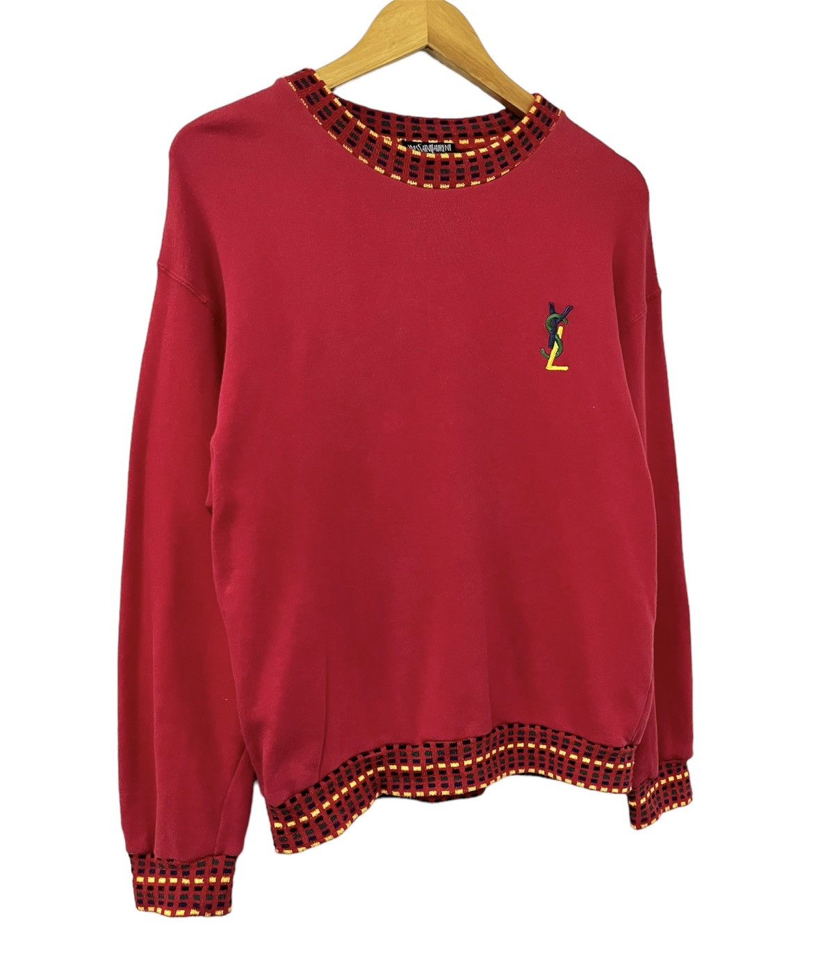 Yves Saint Laurent VINTAGE YVES SAINT LAURENT EMBROIDERY YSL SWEATSHIRT Size US M / EU 48-50 / 2 - 3 Thumbnail