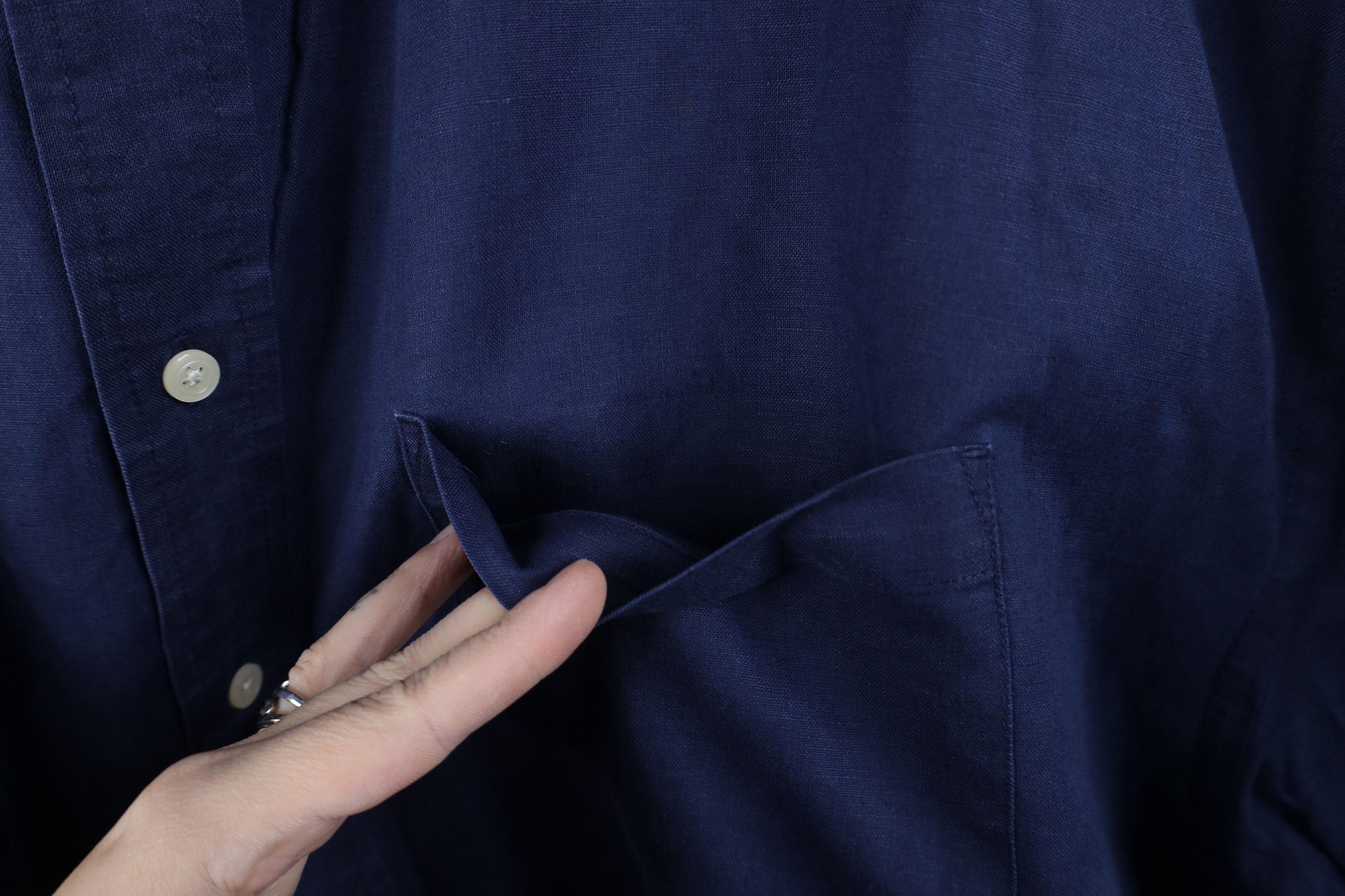 Eddie Bauer Vintage 90s Eddie Bauer Faded Linen Collared Button Shirt Size US XXL / EU 58 / 5 - 4 Thumbnail