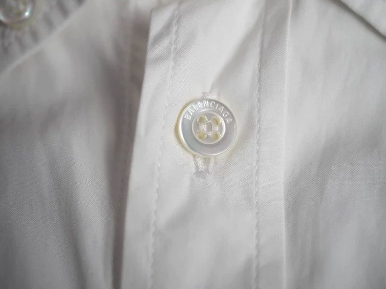 Balenciaga Balenciaga size 39 White Tag-Logo Shirt Size US M / EU 48-50 / 2 - 4 Thumbnail