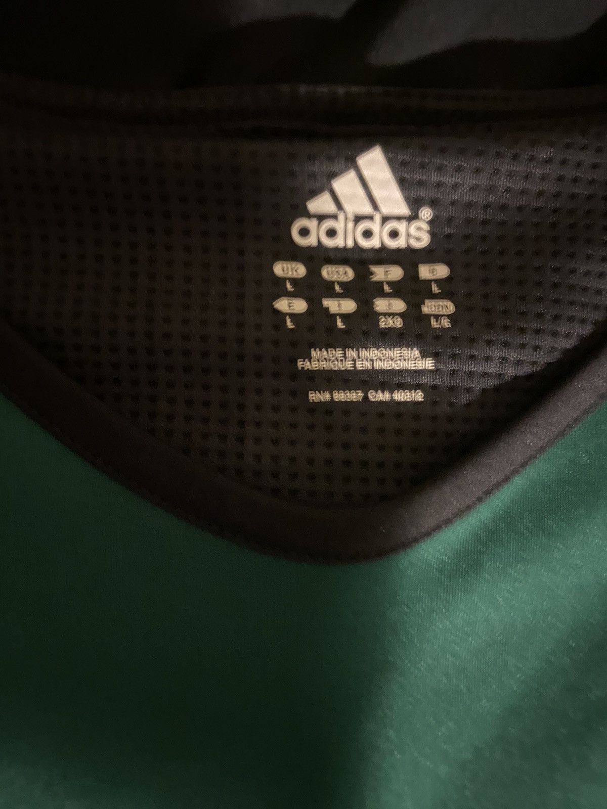 Adidas LA Galaxy Vintage Warm up jersey size L USED Size US L / EU 52-54 / 3 - 4 Thumbnail