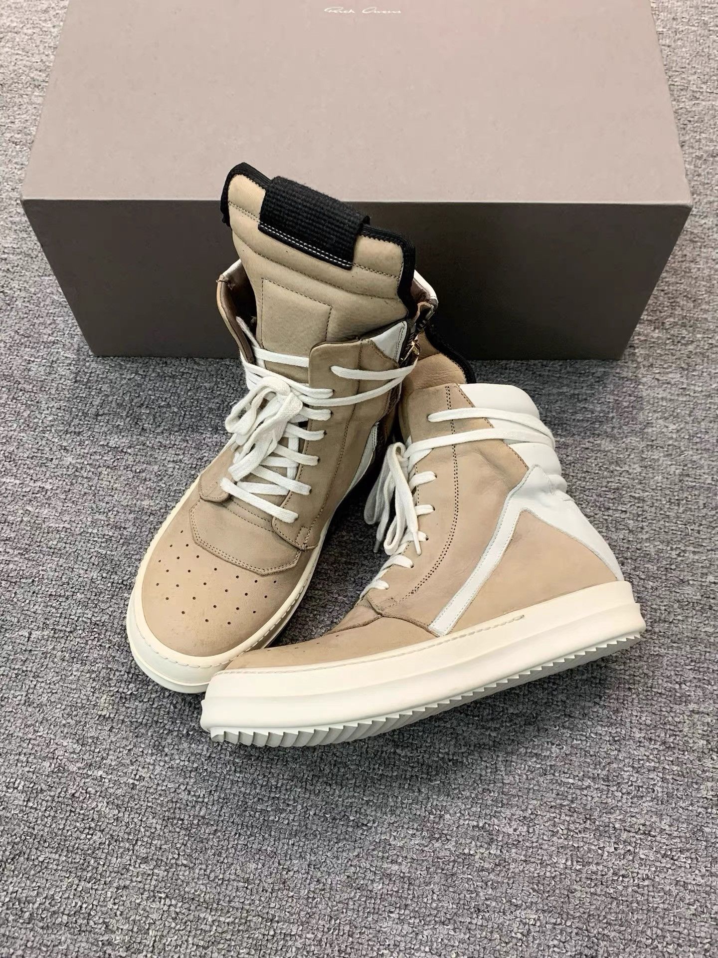 Rick Owens Rick Owens Brown White Leather High-Top Geobasket K34 Size US 6 / IT 36 - 1 Thumbnail