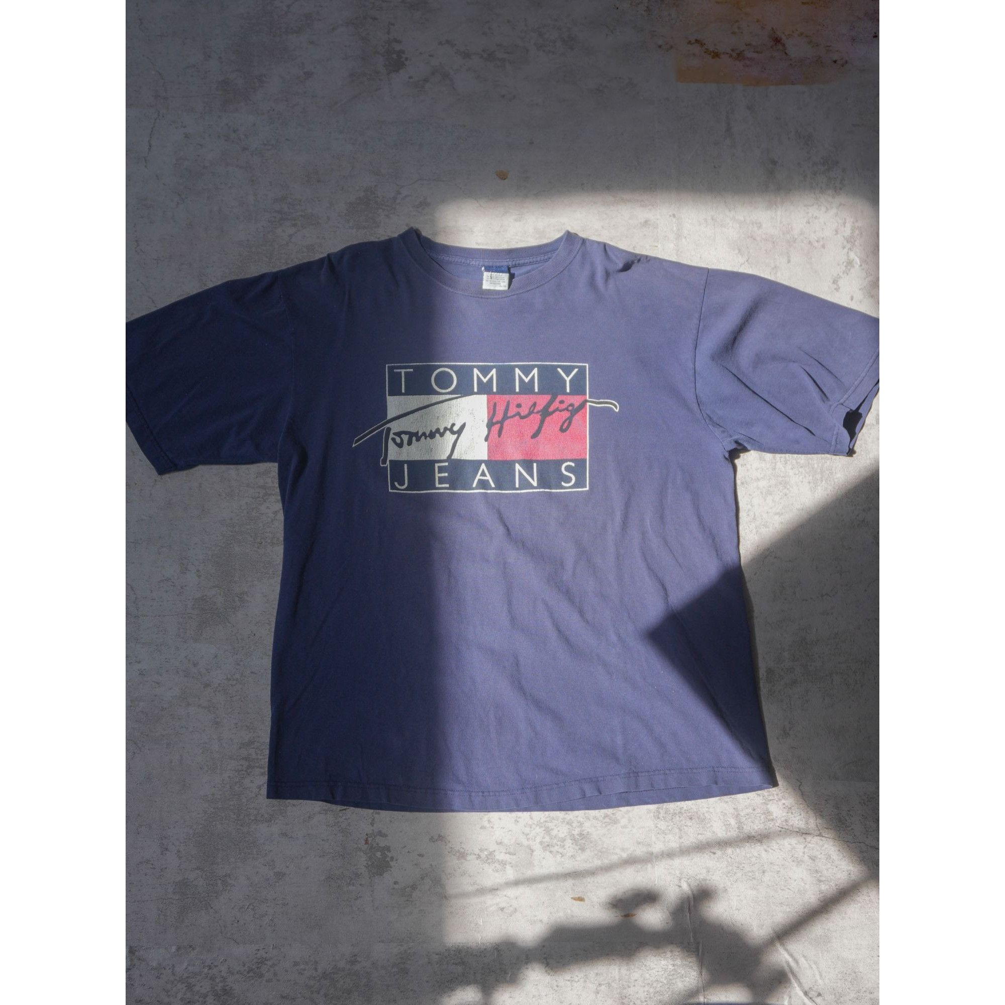 Tommy Hilfiger Vintage 90s Tommy Hilfiger Jeans T Size US XL / EU 56 / 4 - 1 Thumbnail