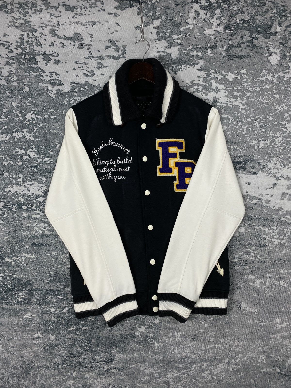Japanese Brand Vintage Japanese Brand Varsity Sweatshirts Size US L / EU 52-54 / 3 - 4 Thumbnail