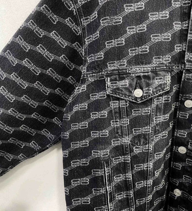 Balenciaga Balenciaga Black full print double B denim jacket Size US L / EU 52-54 / 3 - 6 Thumbnail