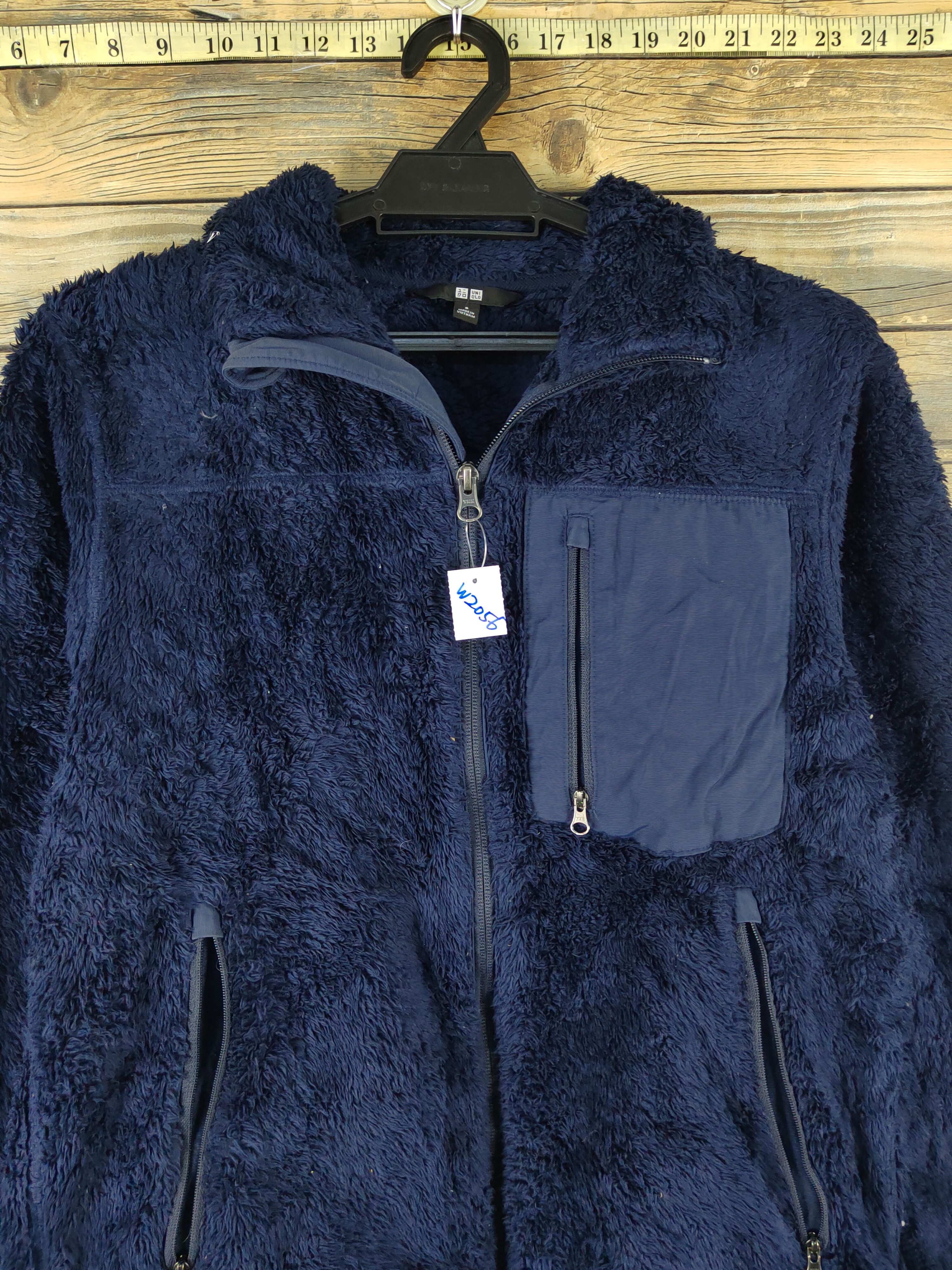 Japanese Brand Uniqlo Navy Fur Faux fleece Sweaters #W2056 Size US S / EU 44-46 / 1 - 2 Thumbnail