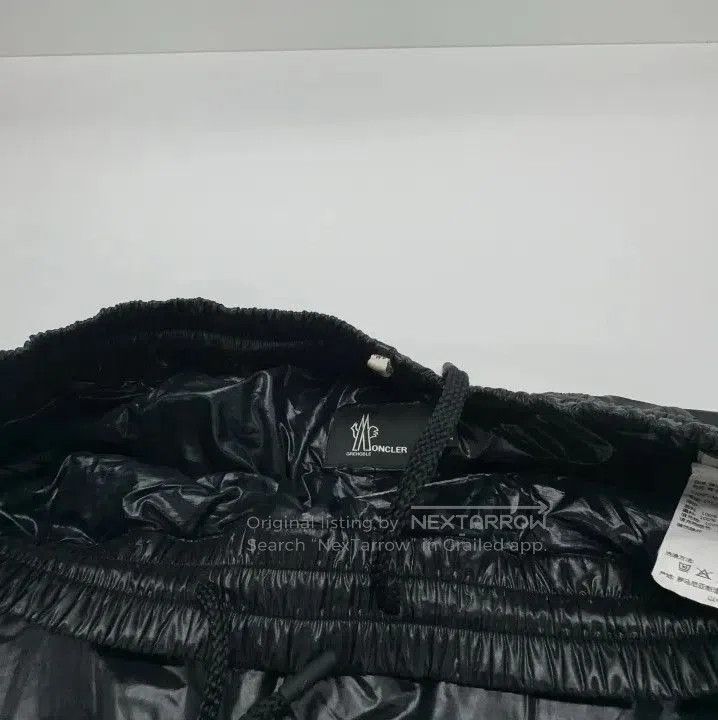 Moncler Moncler SS22 Logo Nylon Casual Pants. Size US 32 / EU 48 - 6 Thumbnail