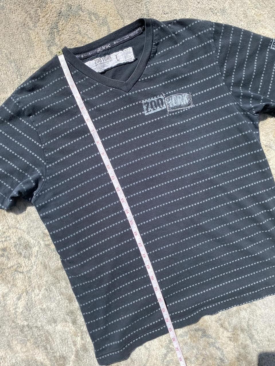 Zoo York 2000s Rare Black Zoo York Monogram Logo V Neck Tee Large Size US L / EU 52-54 / 3 - 1 Thumbnail