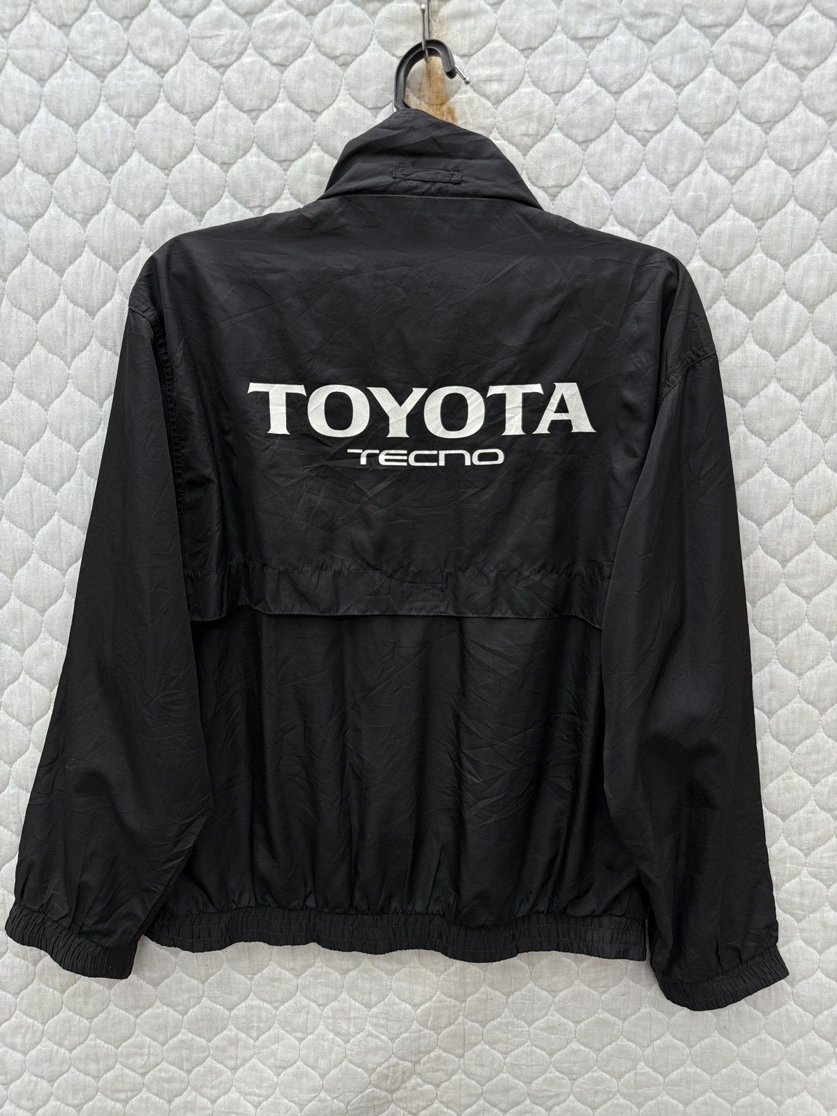 Sports Specialties 🔥🔥🔥ARCHIVE VINTAGE TOYOTA TECHNO JACKET Size US M / EU 48-50 / 2 - 1 Thumbnail