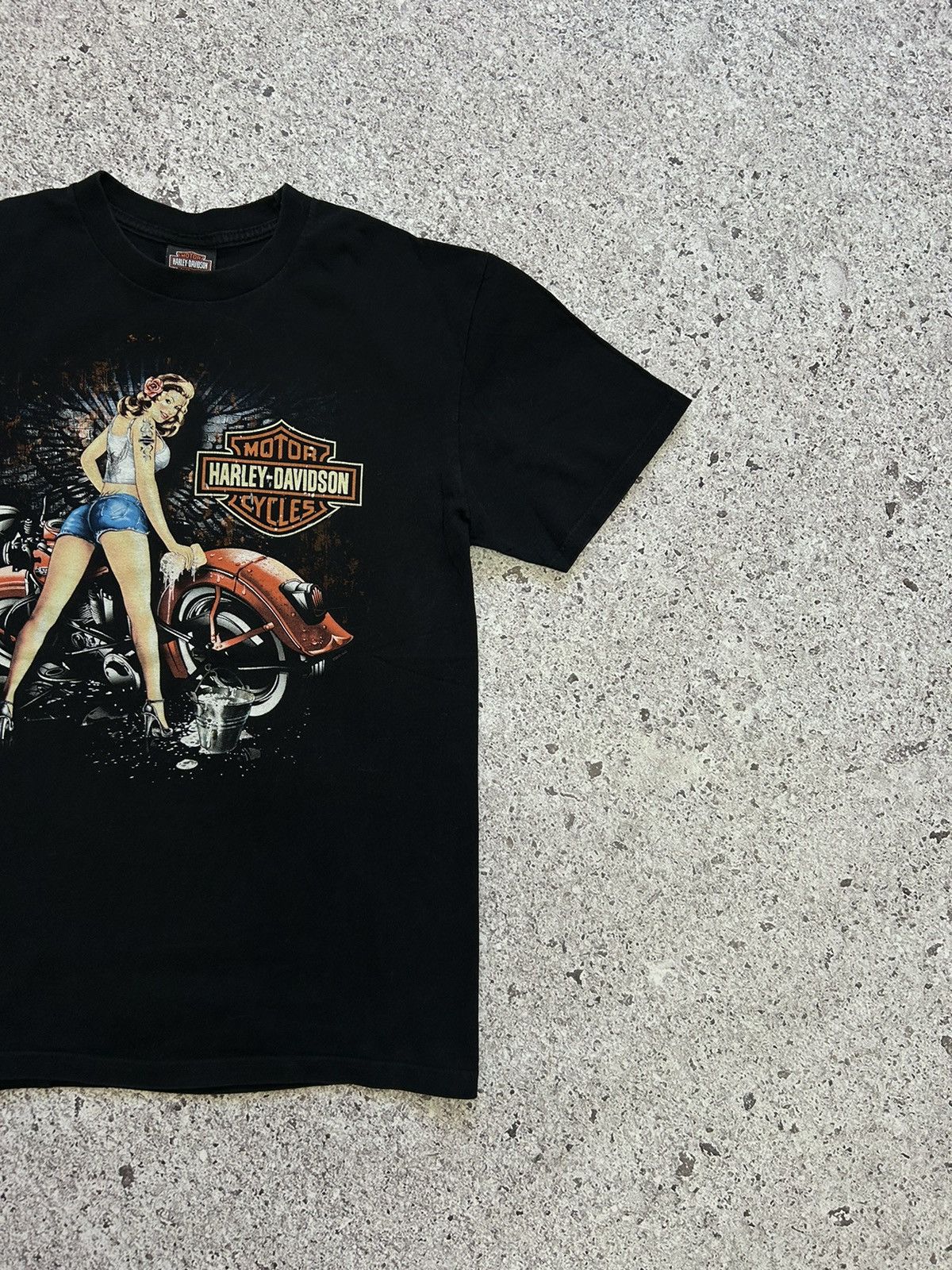 Band Tees × Harley Davidson × Vintage Vintage 2011 Harley Davidson Sex Woman Wash Bike Y2K T-Shirt Size US L / EU 52-54 / 3 - 5 Thumbnail