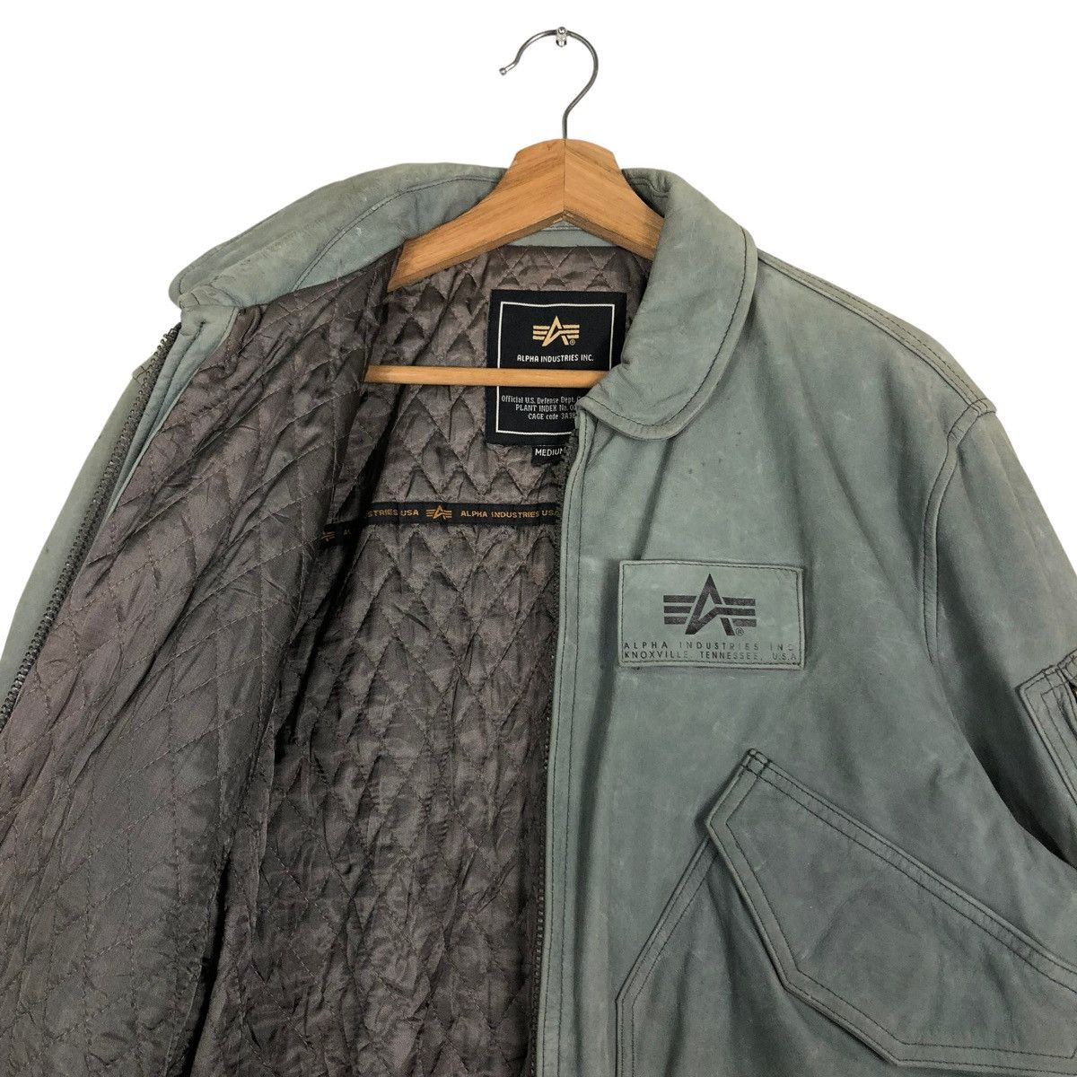 Alpha Industries 🔥VINTAGE GENUINE LEATHER COWHIDE BOMBER JACKET FLY USA Size US M / EU 48-50 / 2 - 12 Thumbnail