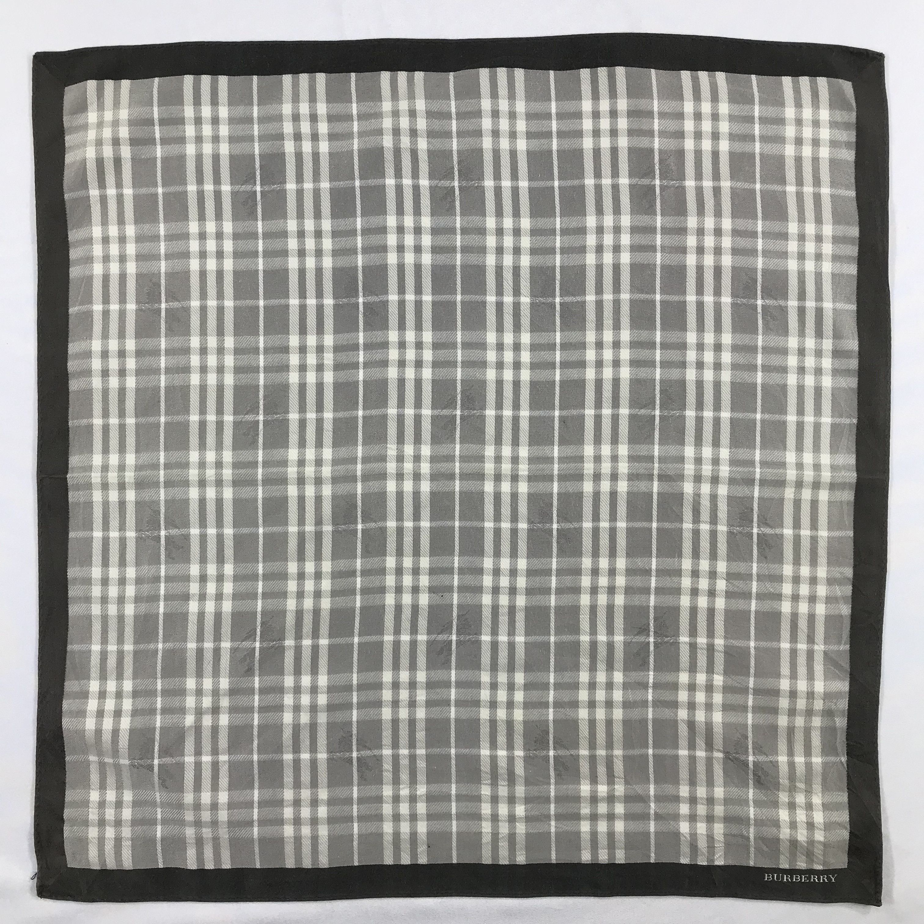 Burberry × Vintage Burberry Bandana / Handkerchief / Neckerchief - S2190 Size ONE SIZE - 1 Thumbnail