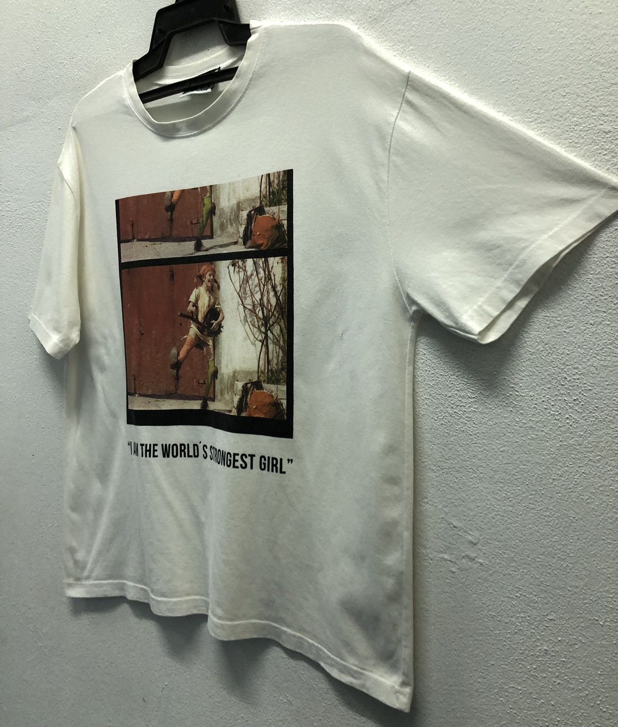 Zara Zara Pippi Longstocking "IAmTheWorld'sStrongestGirl" T-Shirt Size US L / EU 52-54 / 3 - 6 Thumbnail