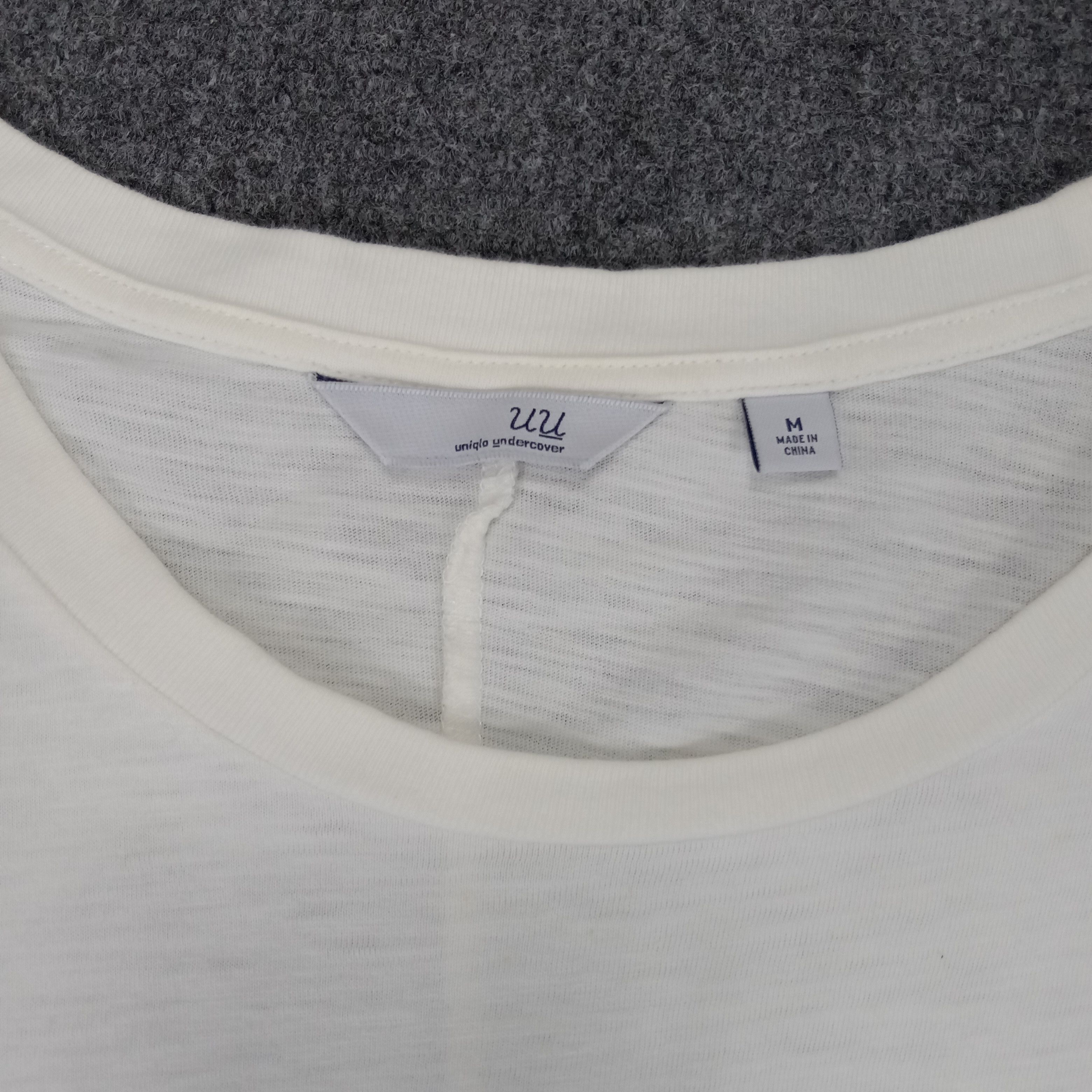 Undercover × Uniqlo × Vintage Uniqlo Undercover Japanese Brand Long Sleeve Tshirt Size M / US 6-8 / IT 42-44 - 3 Thumbnail