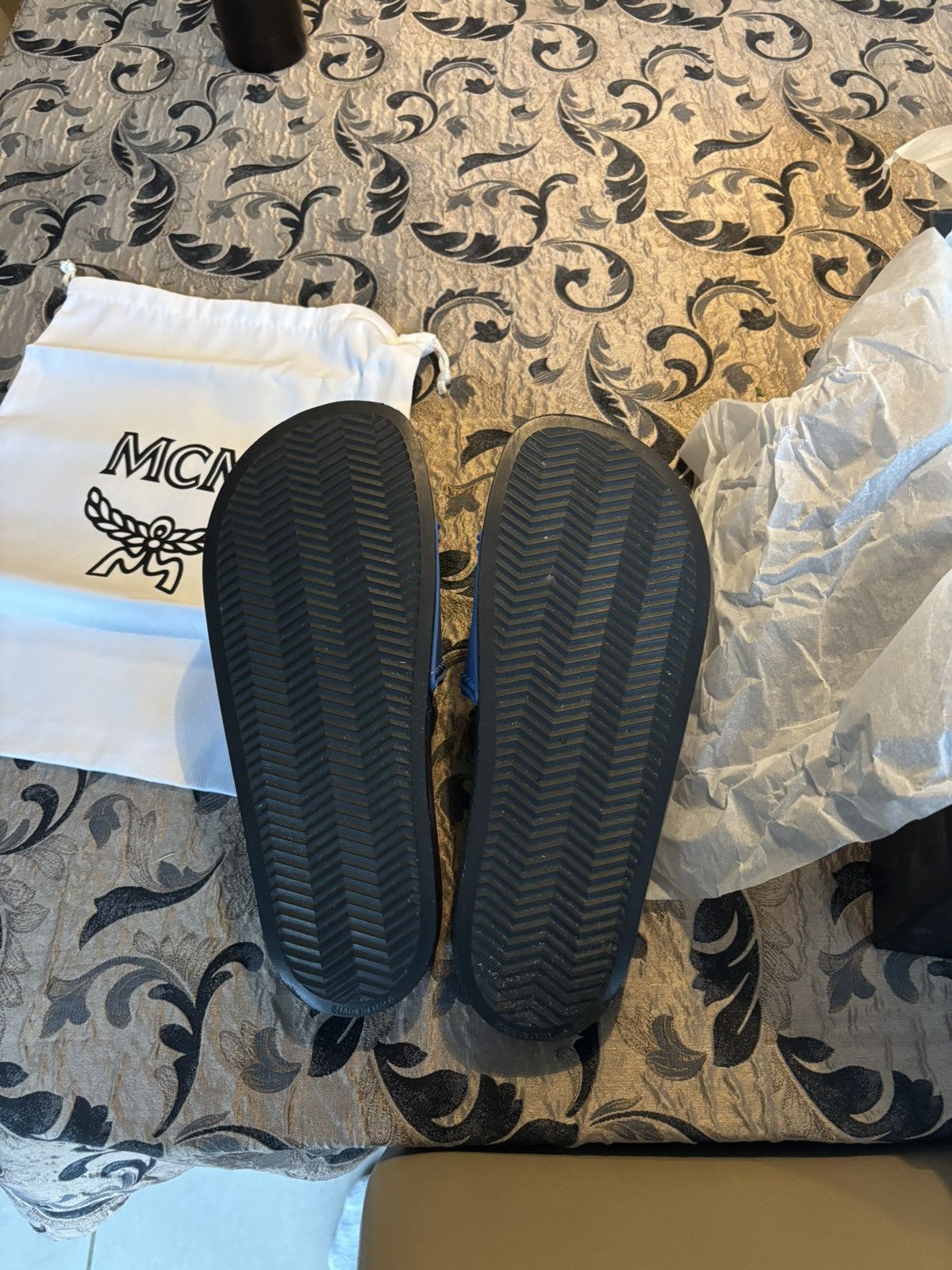 MCM MCM sliders Size US 10 / EU 43 - 6 Thumbnail