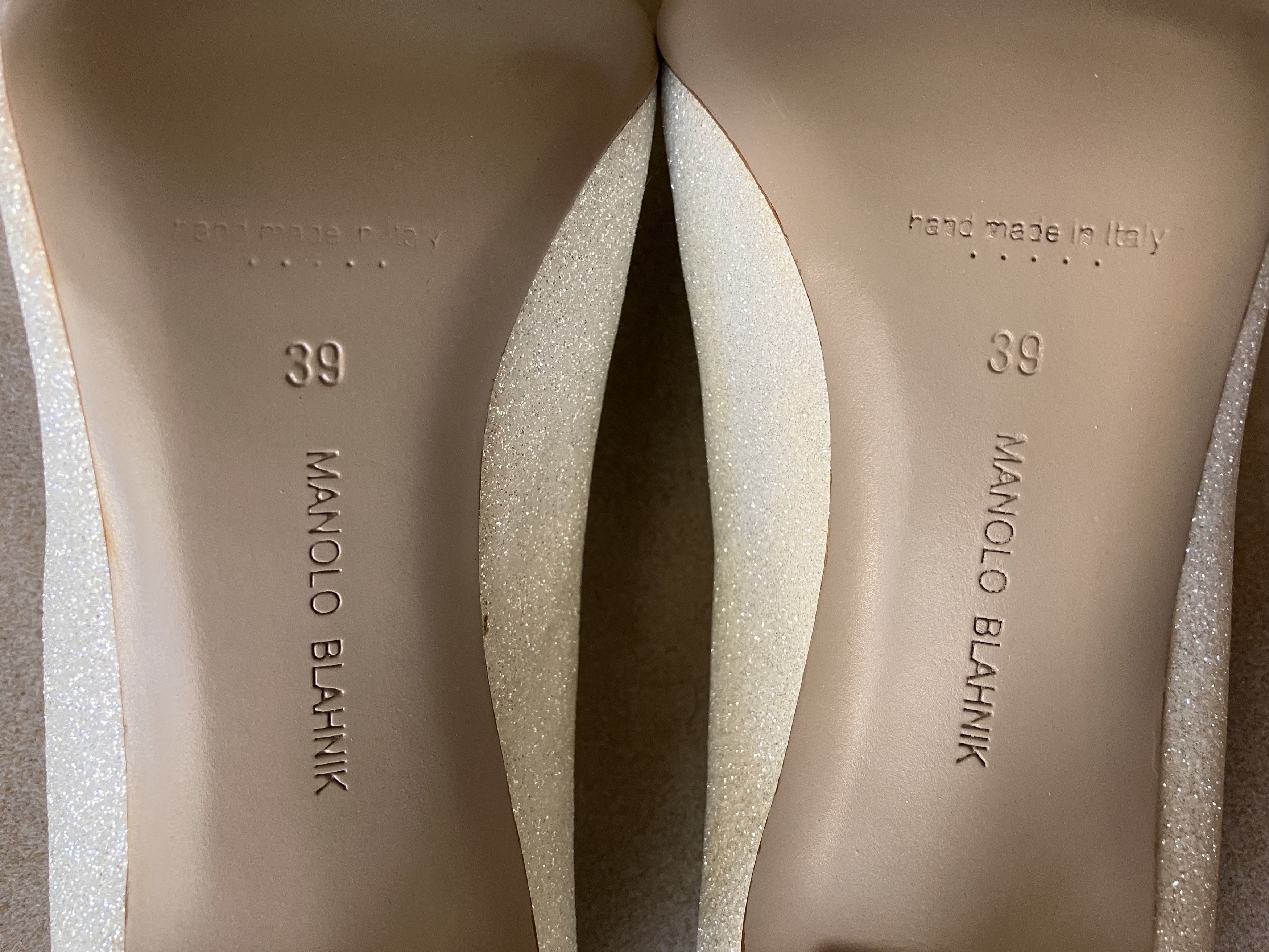 Manolo Blahnik Manolo Blahnik White Sparkly Stiletto Heels - 39 Size US 9 / IT 39 - 13 Thumbnail