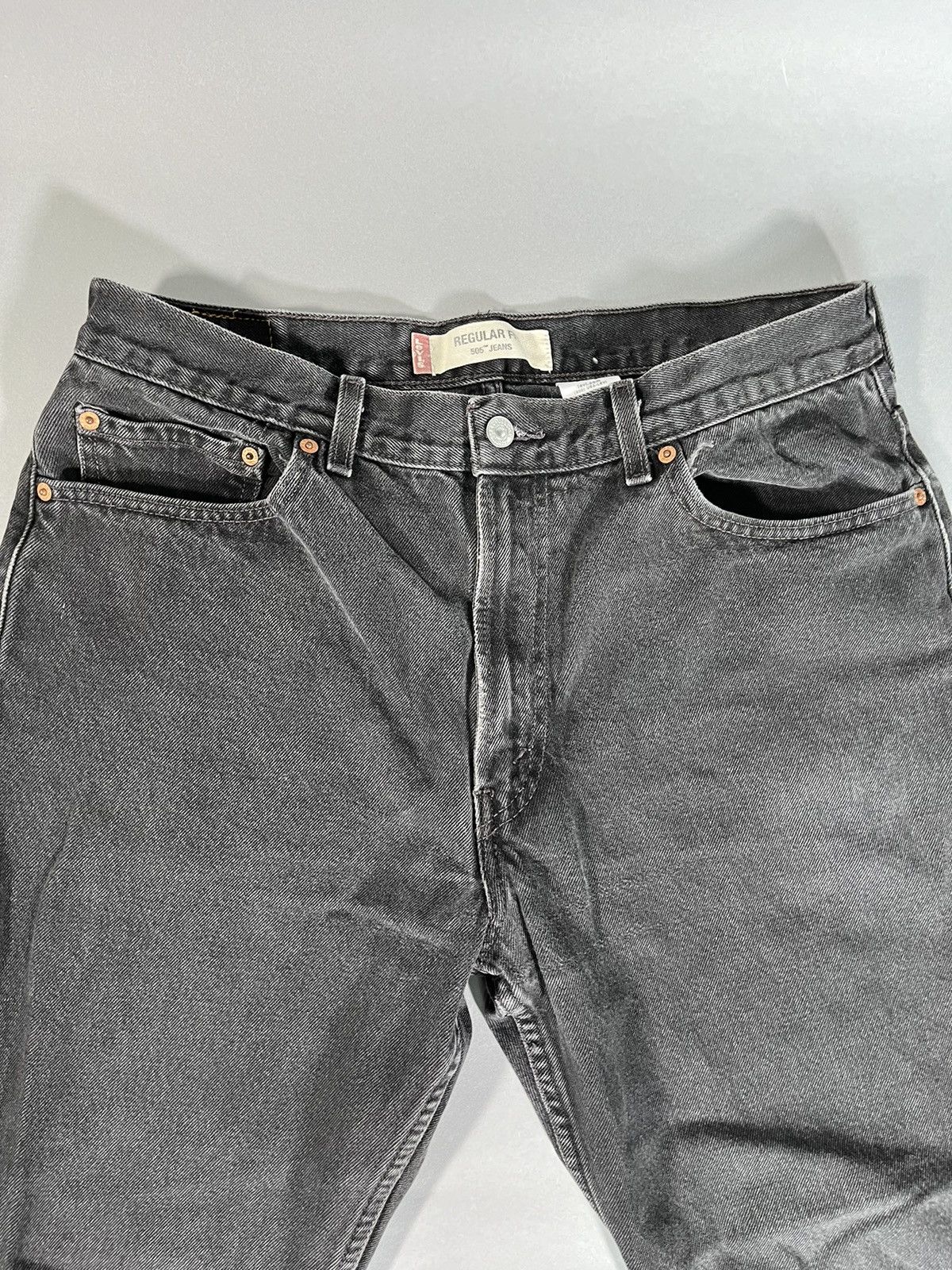 Levi's Y2K Faded Black Baggy Levi’s 505 Jeans Size US 36 / EU 52 - 2 Thumbnail