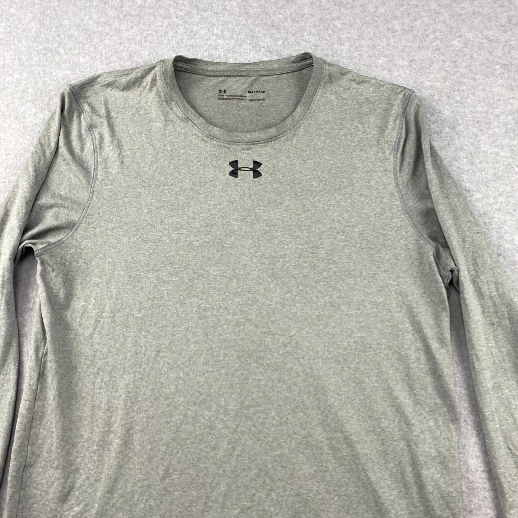 Under Armour Under Armour HeatGear Shirt Mens Small S Gray Loose Fit Long Sleeve Pullover Size US S / EU 44-46 / 1 - 2 Thumbnail