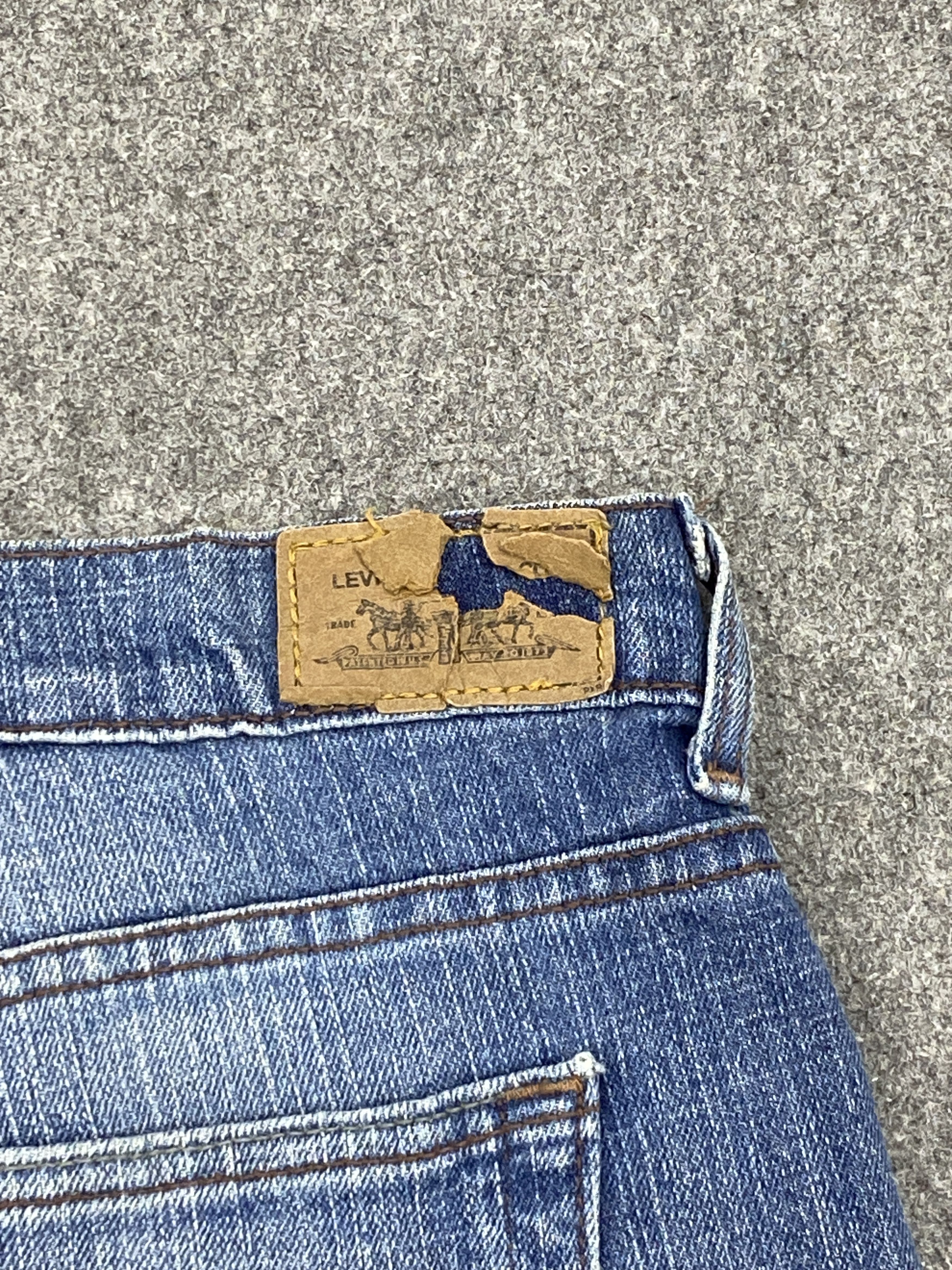 Levi's Vintage levis 515 Stone Wash Bootcut Jeans DP2635 Size US 33 - 5 Thumbnail