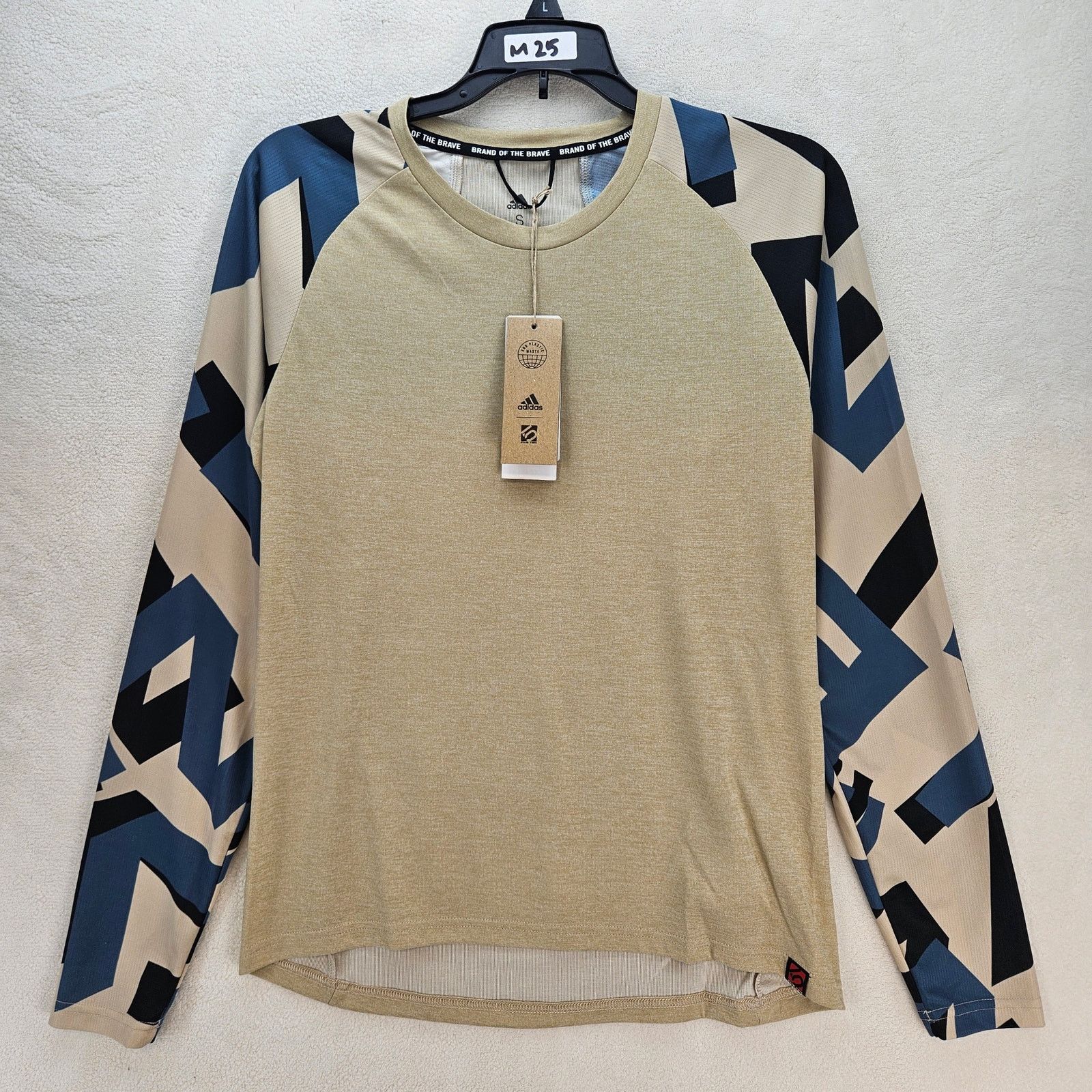 Adidas ADIDAS FIVE TEN WOMEN'S SMALL TRAILX LONG SLEEVE SHIRT HT958 Size S / US 4 / IT 40 - 1 Thumbnail