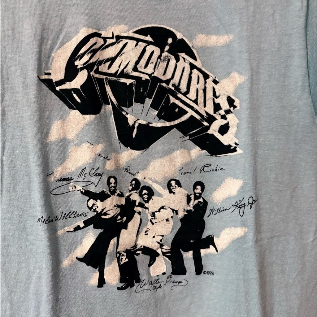 The Unbranded Brand Commodores 1978 Band Tee Lionel Clyde William T-Shirt Med Size US M / EU 48-50 / 2 - 2 Thumbnail