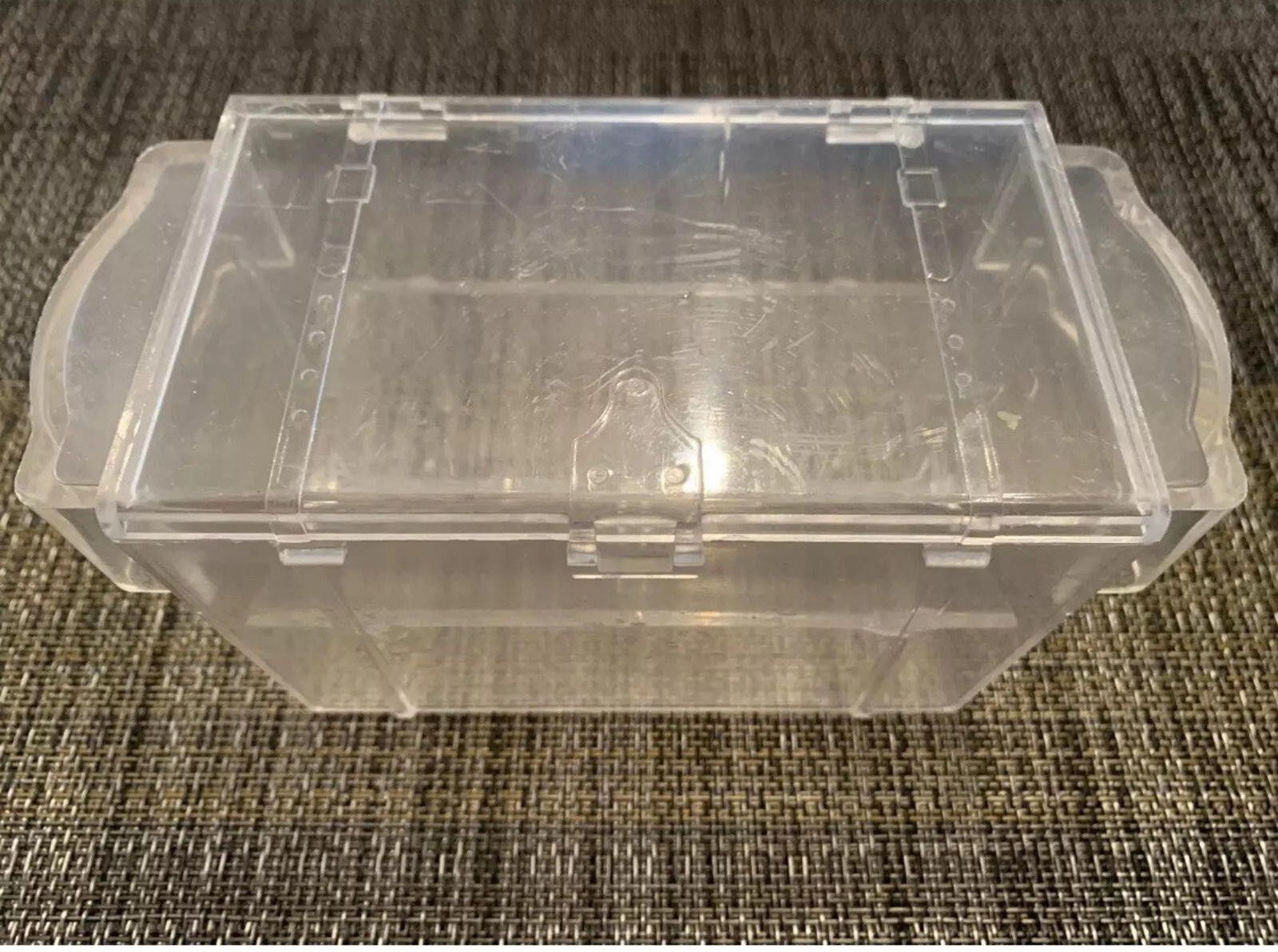Hart Schaffner Marx Floating Hartz Aquarium Breeding Tank for Live Bearing Fish Size ONE SIZE - 8 Thumbnail
