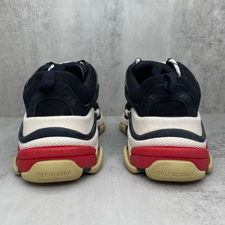 Balenciaga Balenciaga Triple Sneakers Black Red Size 38-2505 Size US 8 / EU 41 - 5 Thumbnail