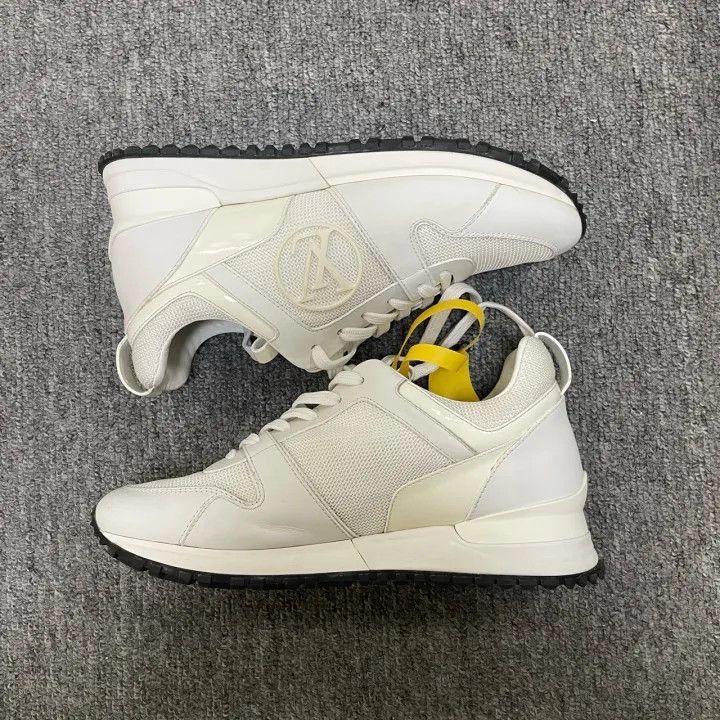 Other Louis Vuitton White Logo Lace-Up Sneakers -2508 Size US 5.5 / EU 38 - 6 Thumbnail