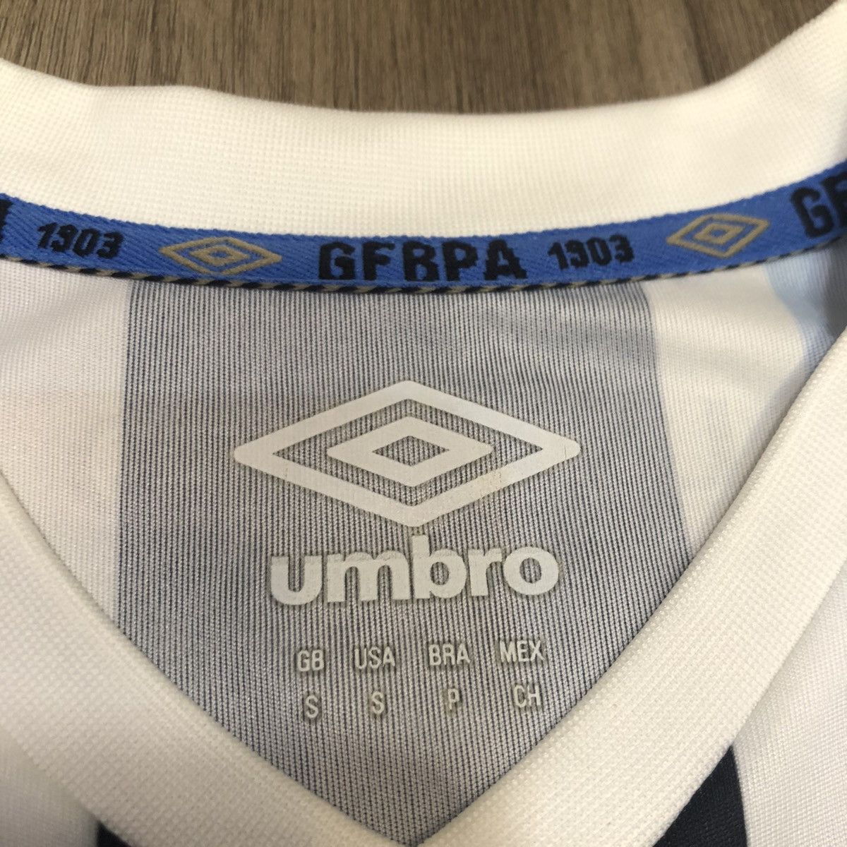 Umbro Gremio umbro home shirt #10 Size US S / EU 44-46 / 1 - 8 Thumbnail
