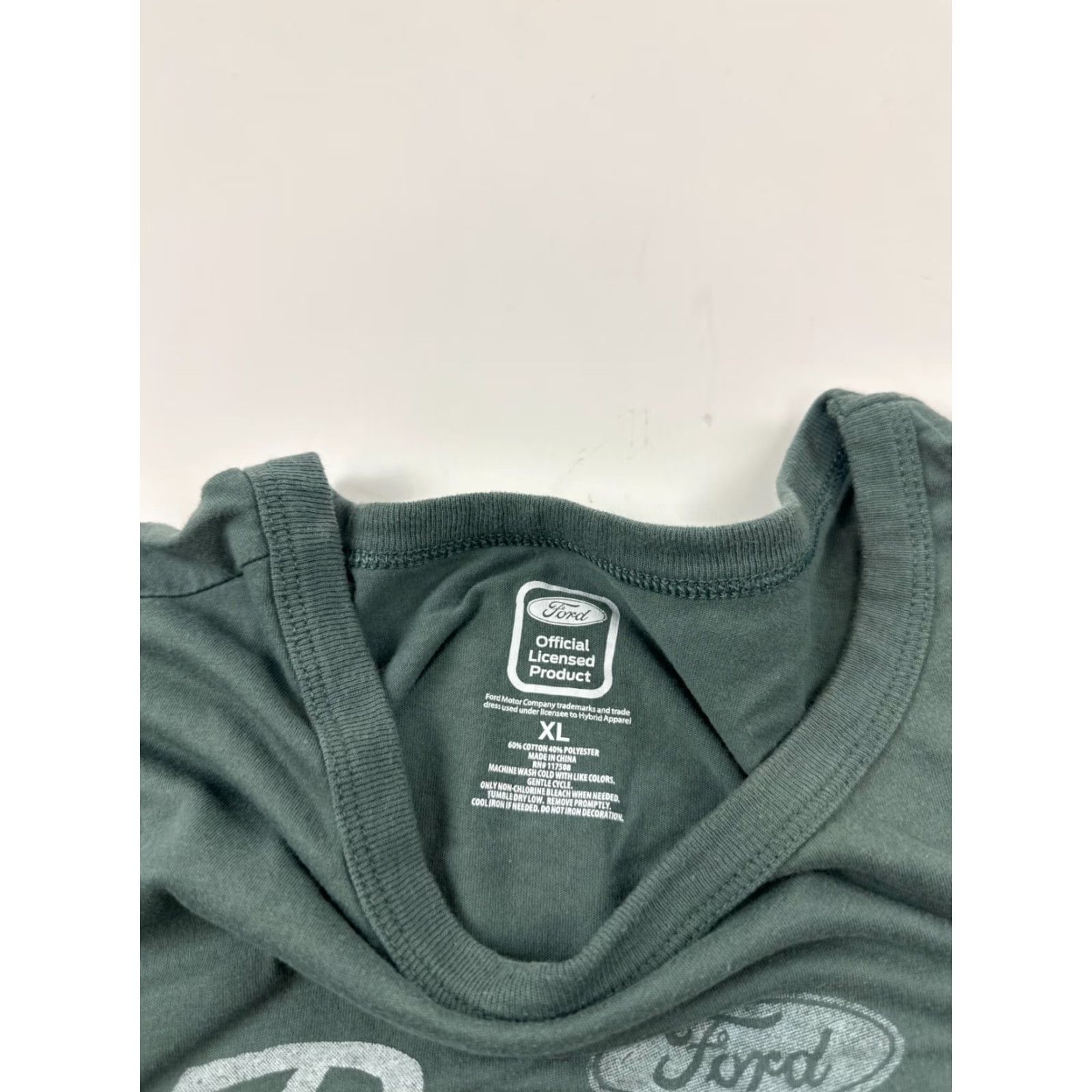 Ford Ford Shirt Womens XL Green Bronco Mountain Graphic Tee Short Sleeve Crew Neck Size XL / US 12-14 / IT 48-50 - 4 Thumbnail