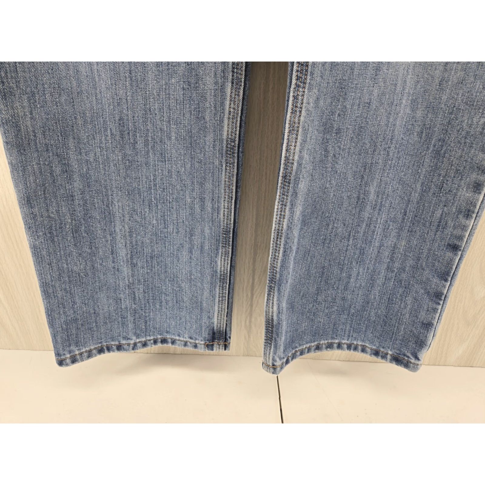 Carhartt VINTAGE Carhartt Jeans Mens 36x28 Blue Relaxed Fit Straight Workwear 101483-980 Size US 36 / EU 52 - 6 Thumbnail