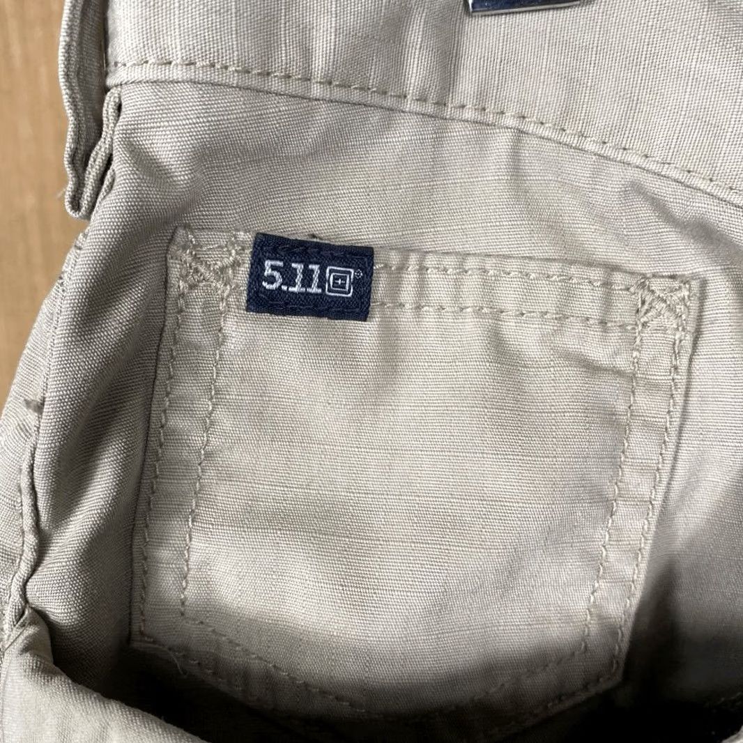 Vintage 5.11 Tactical Series Men's Pants Khaki Straight Leg Hiking 40 x 30 Regular Mens Pants Khaki 65% Polyester 35% Cotton Size US 40 / EU 56 - 6 Thumbnail
