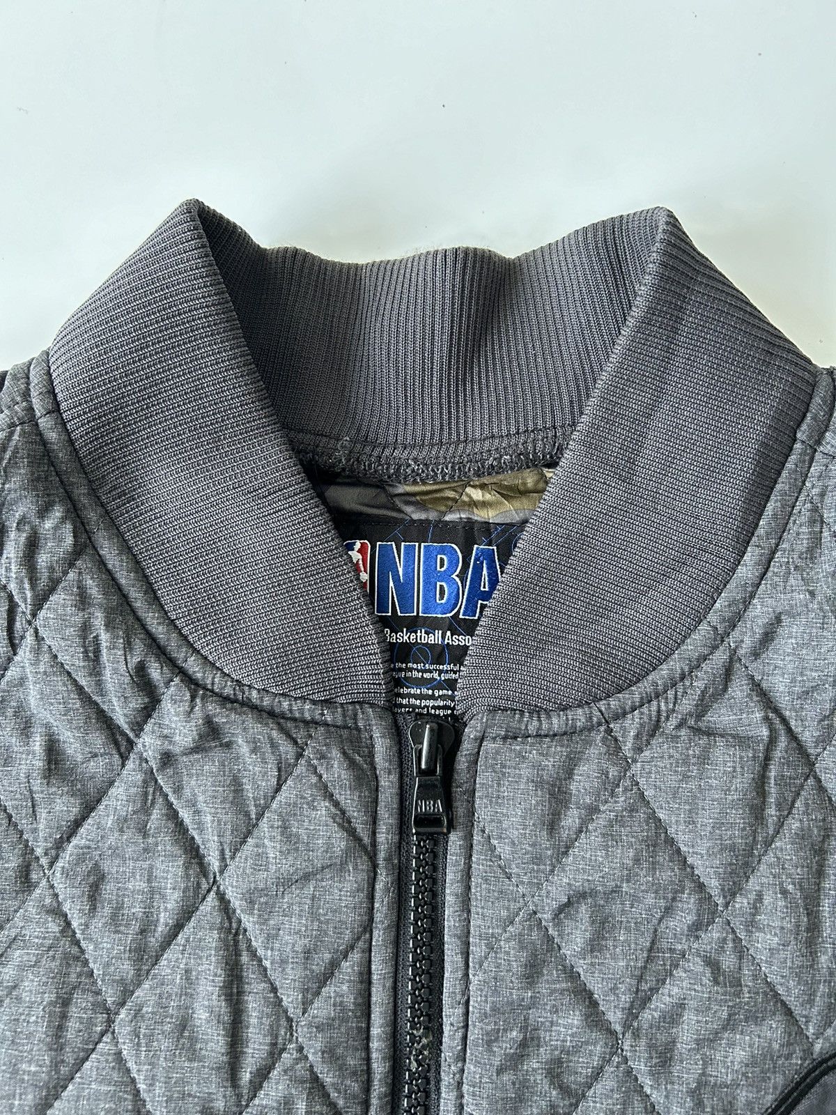 NBA × Vintage NBA KNICKS 46 QUILTED VARSITY JACKET Size US XL / EU 56 / 4 - 4 Thumbnail