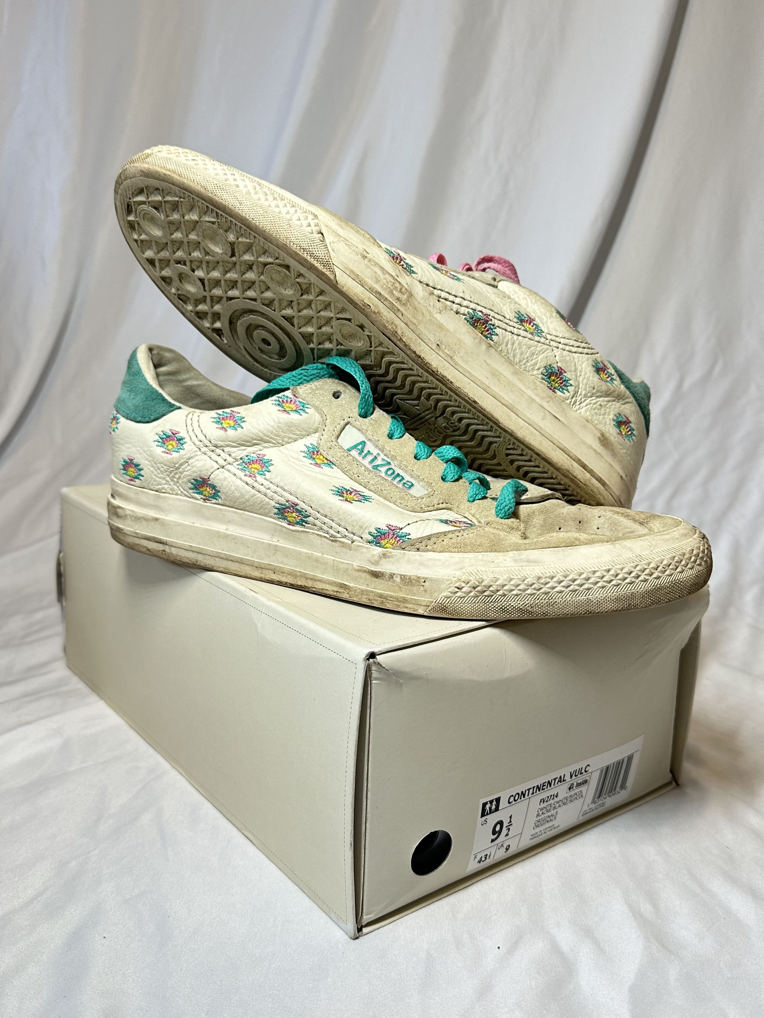 Adidas Arizona Continental Vulc Size US 9.5 / EU 42-43 - 1 Thumbnail