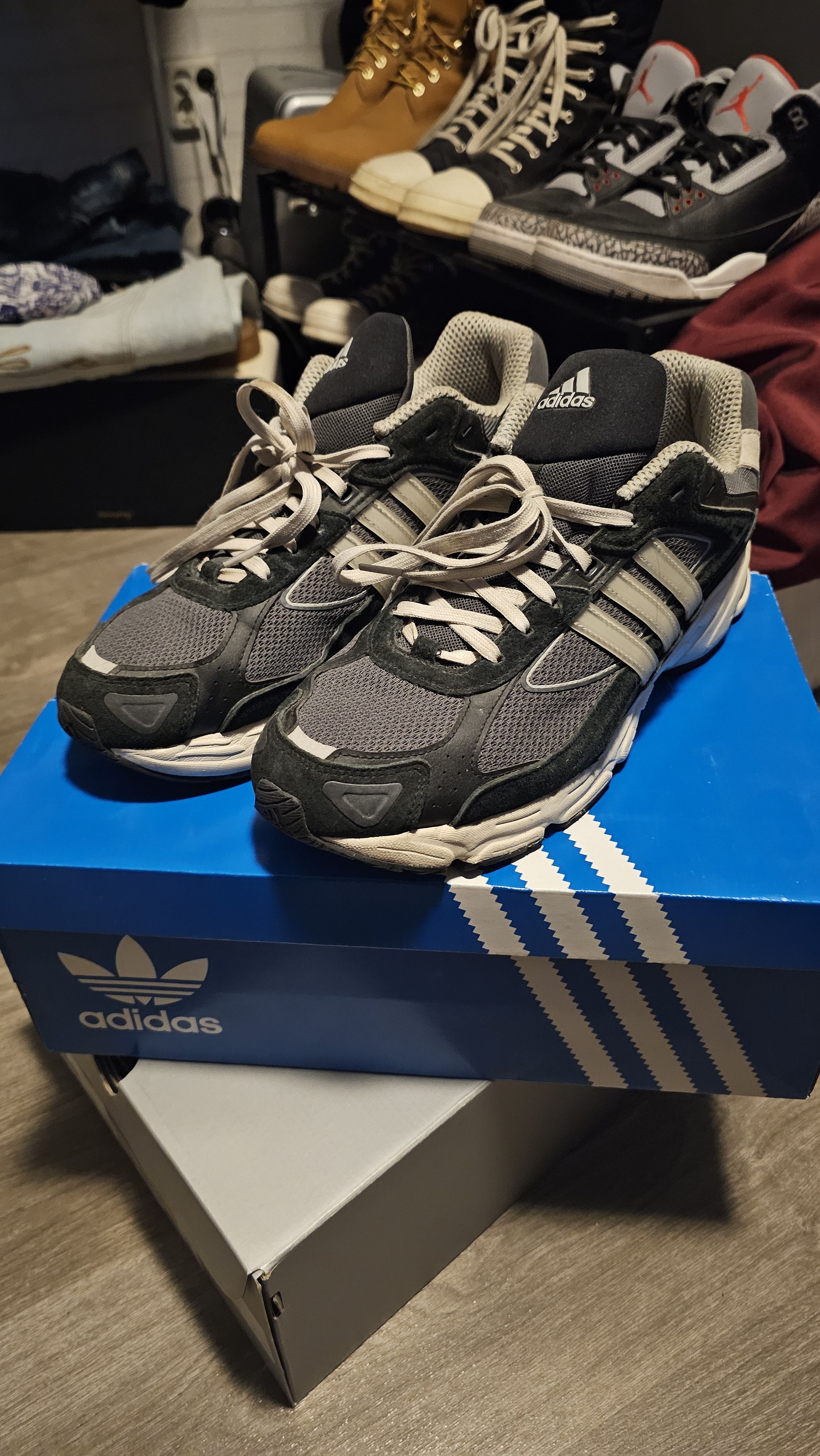 Adidas Adidas Response CL sneakers Size US 13 / EU 46 - 1 Thumbnail