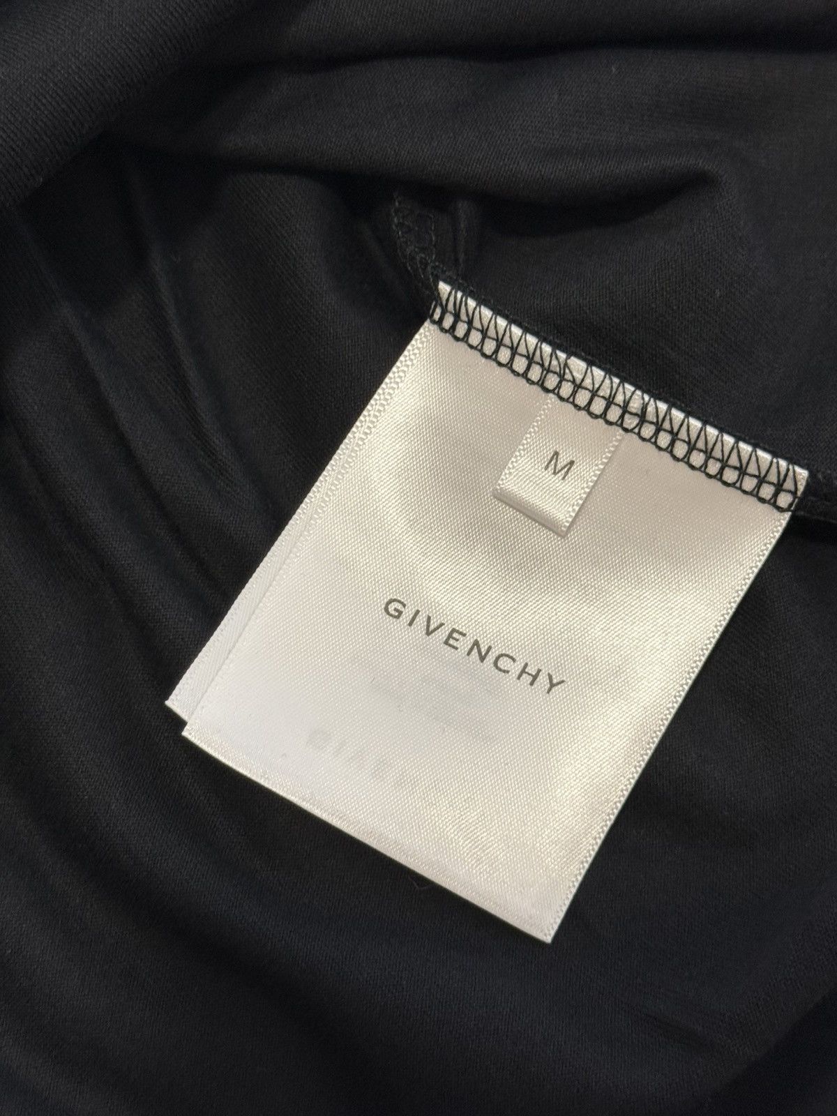 Givenchy Givenchy black t-shirt Size US M / EU 48-50 / 2 - 5 Thumbnail