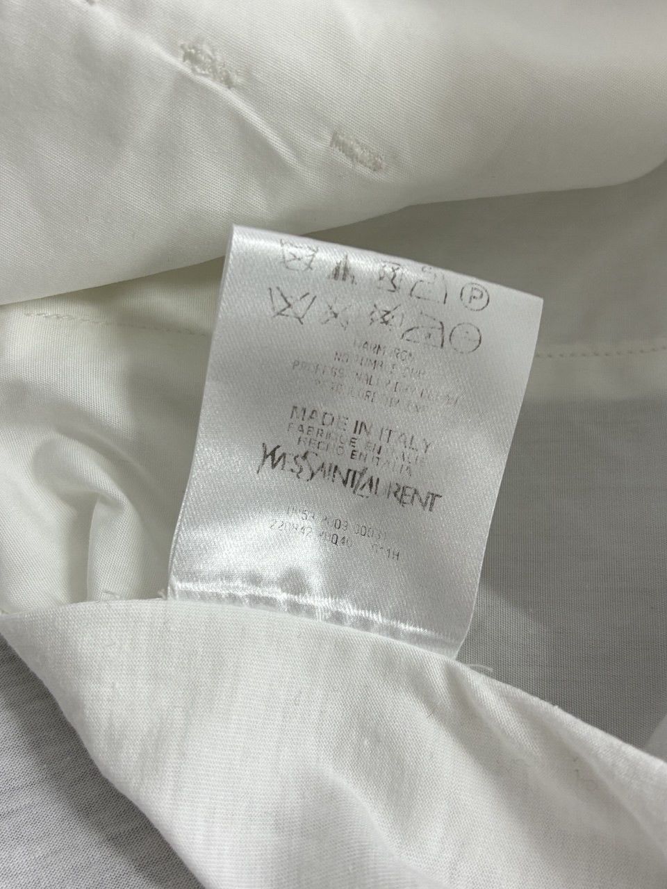Yves Saint Laurent Yves Saint Laurent by Tom Ford Pleated Dress Shirt Size US M / EU 48-50 / 2 - 24 Thumbnail