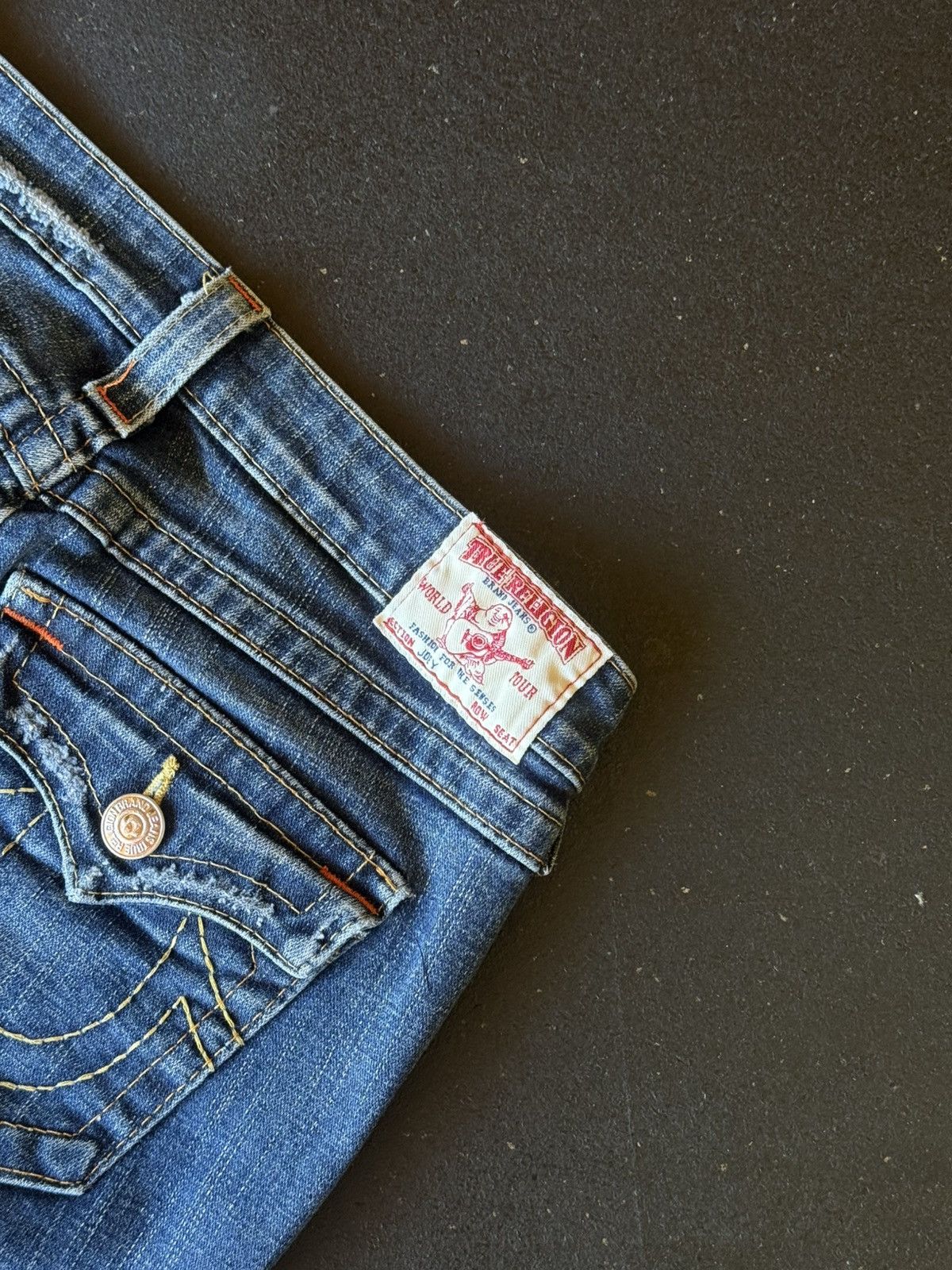 True Religion True Religion Women’s shin cut jeans Size 29” Size 29" - 4 Thumbnail