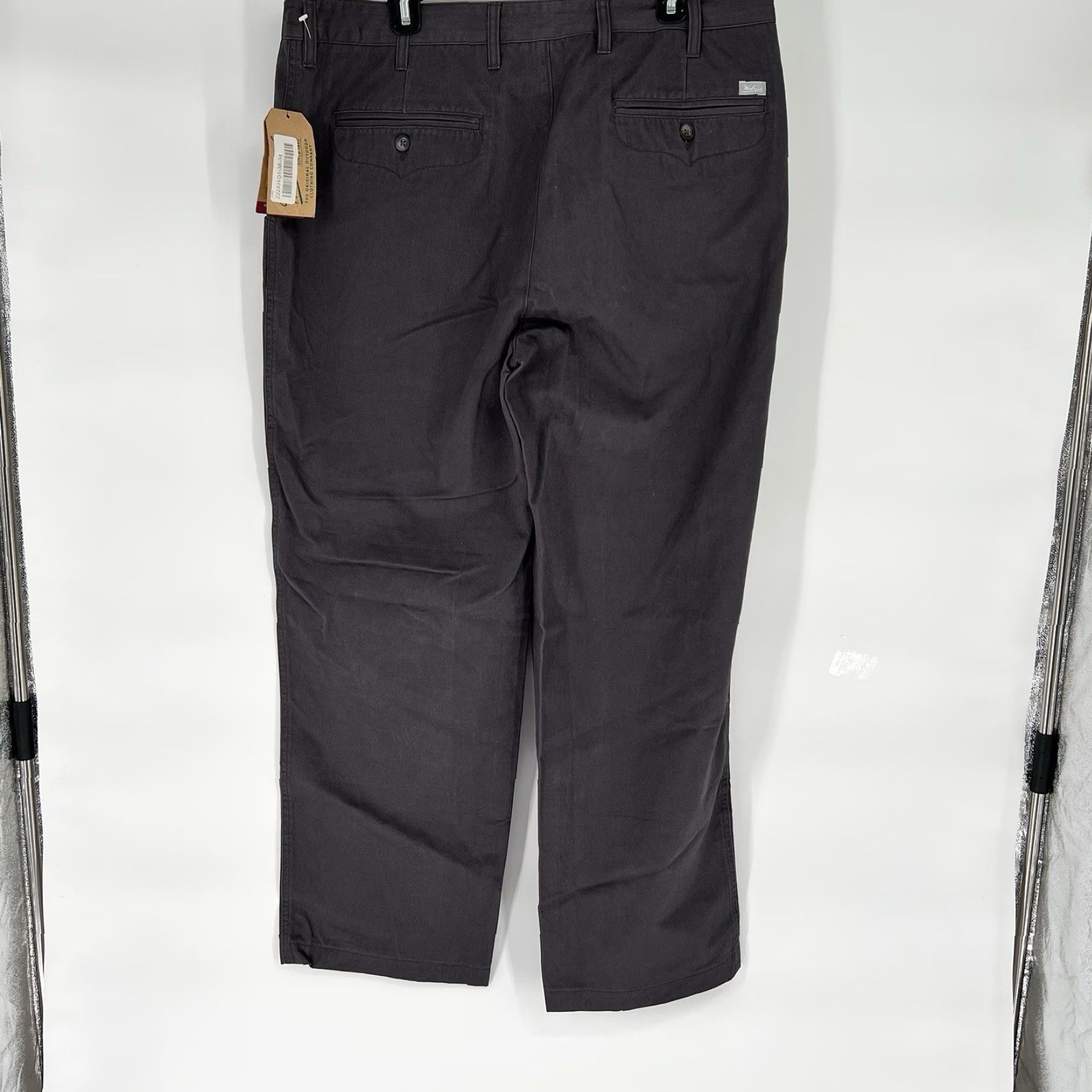 Vintage Woolrich Milestone Chino Pants Flat Front 38x31 Gray Mens Regular 38 Sl ash Pocket Classic Comfort USA Logo NWT Size US 38 / EU 54 - 7 Thumbnail