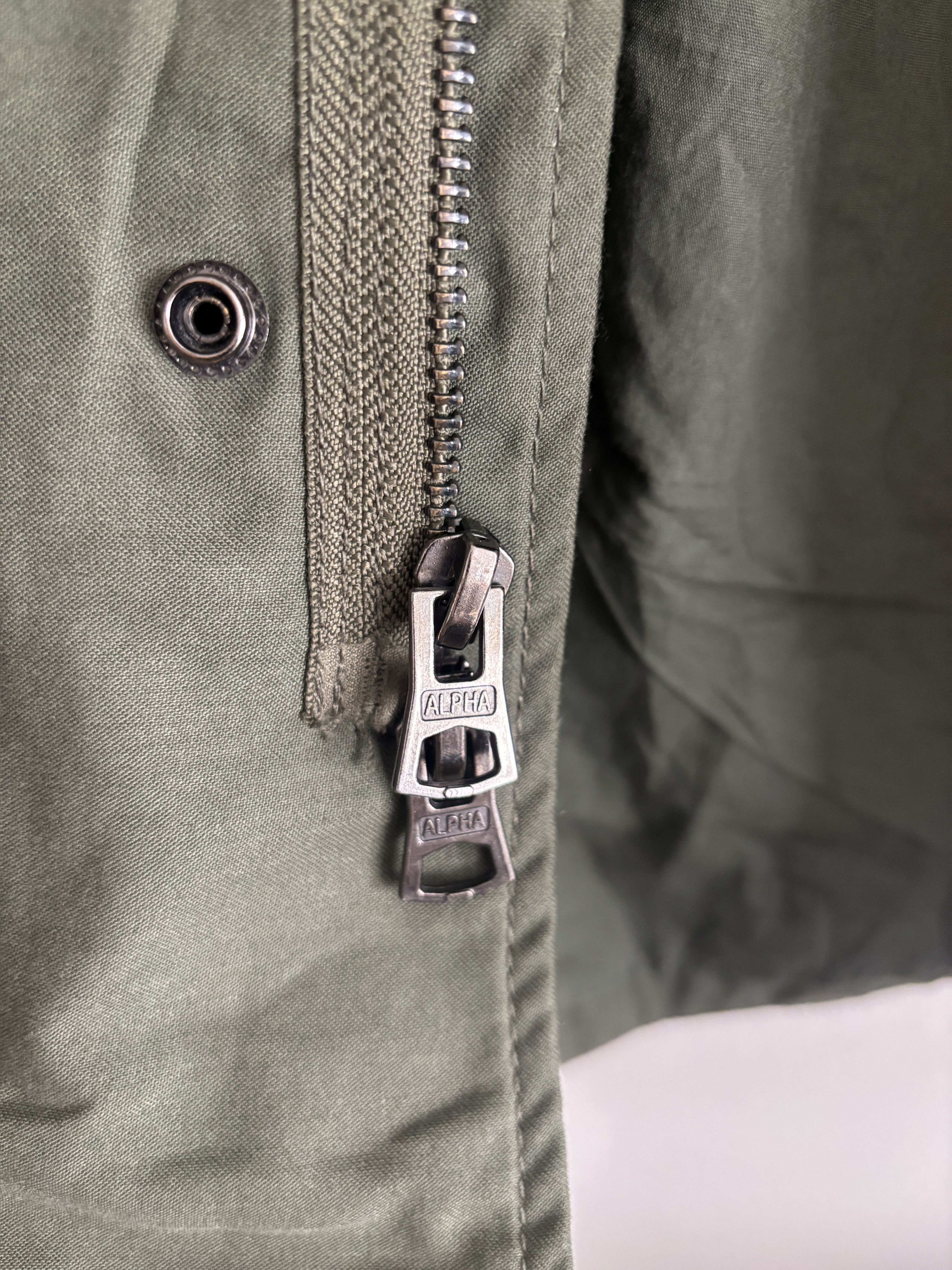 Alpha Industries Olive Green Fishtail Parka Coat /Jacket Medium- Large Size US L / EU 52-54 / 3 - 6 Thumbnail