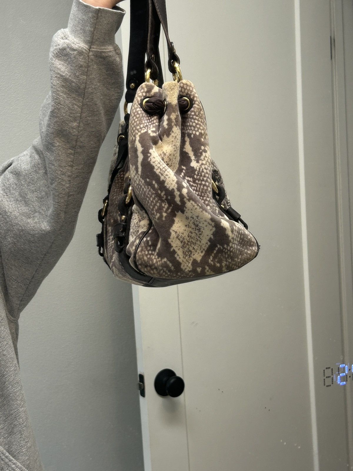 Juicy Couture × Vintage Python Print Rare vintage Juicy Couture Daydreamer tote bag Size ONE SIZE - 4 Thumbnail