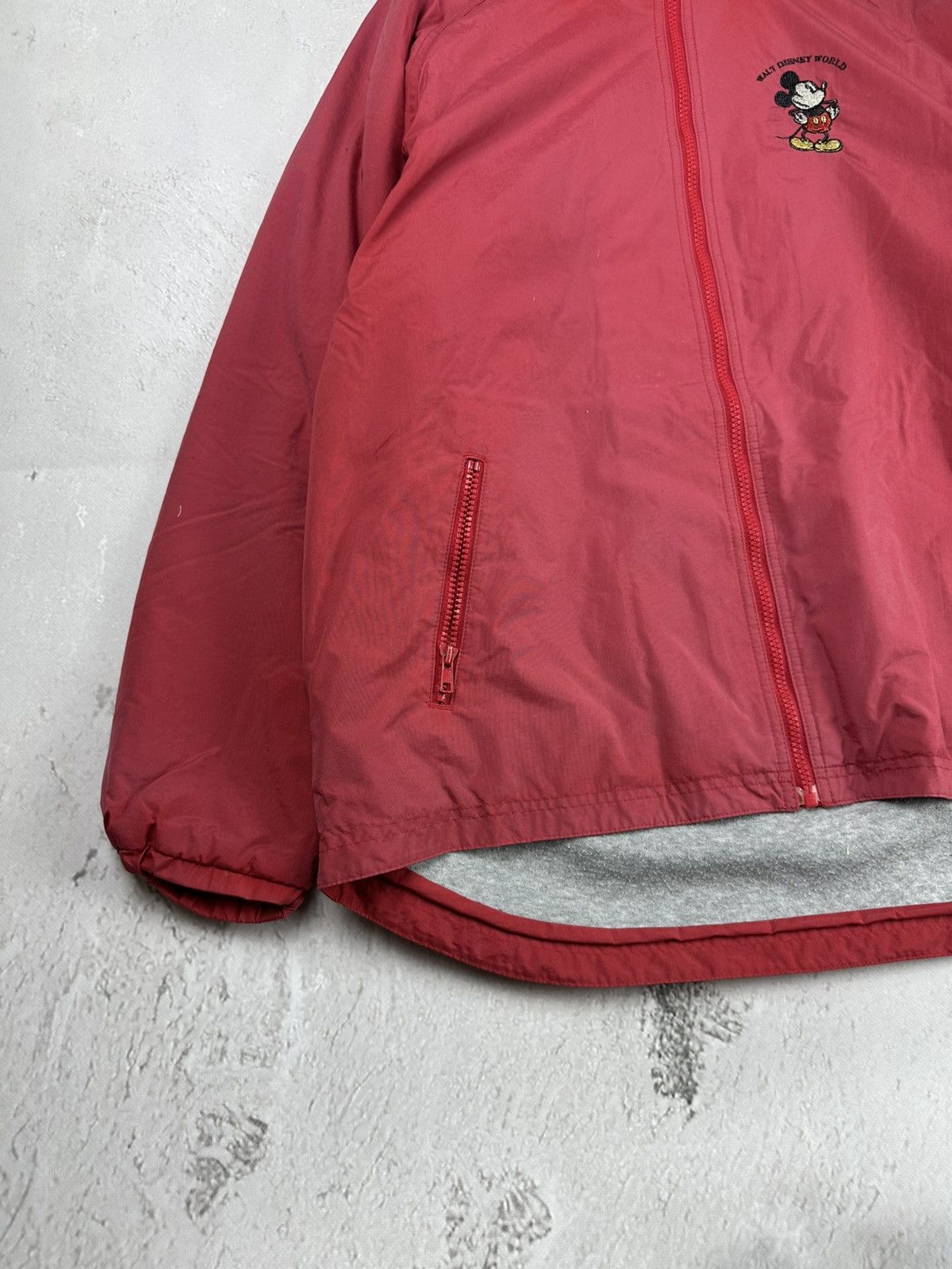 Disney Vintage 90s Walt Disney World Mickey Mouse Red nylon Jacket Size US L / EU 52-54 / 3 - 4 Thumbnail