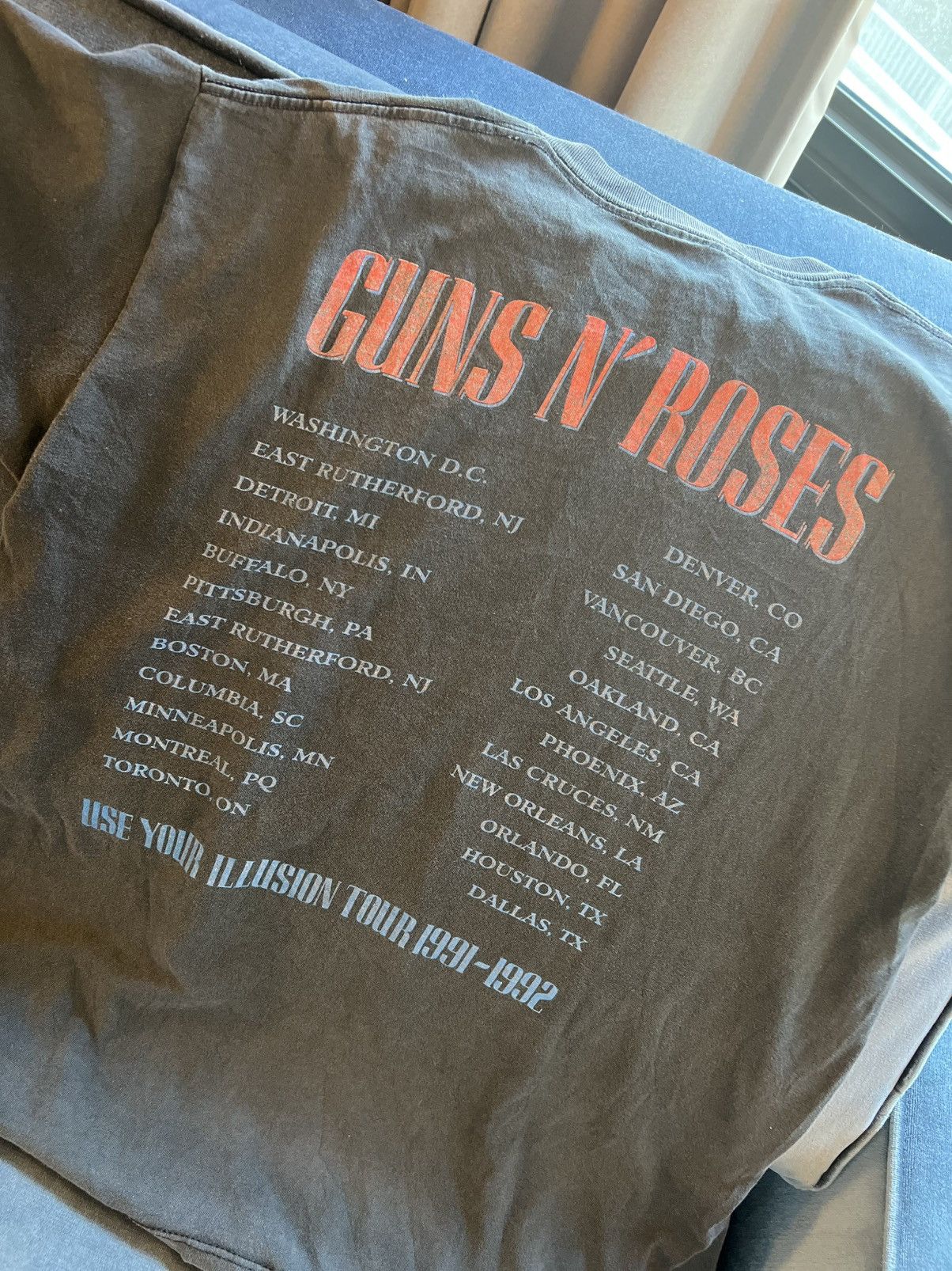 Other Guns N’ Roses 91’-92’ T-Shirt / Cities Tour Size US XL / EU 56 / 4 - 2 Thumbnail