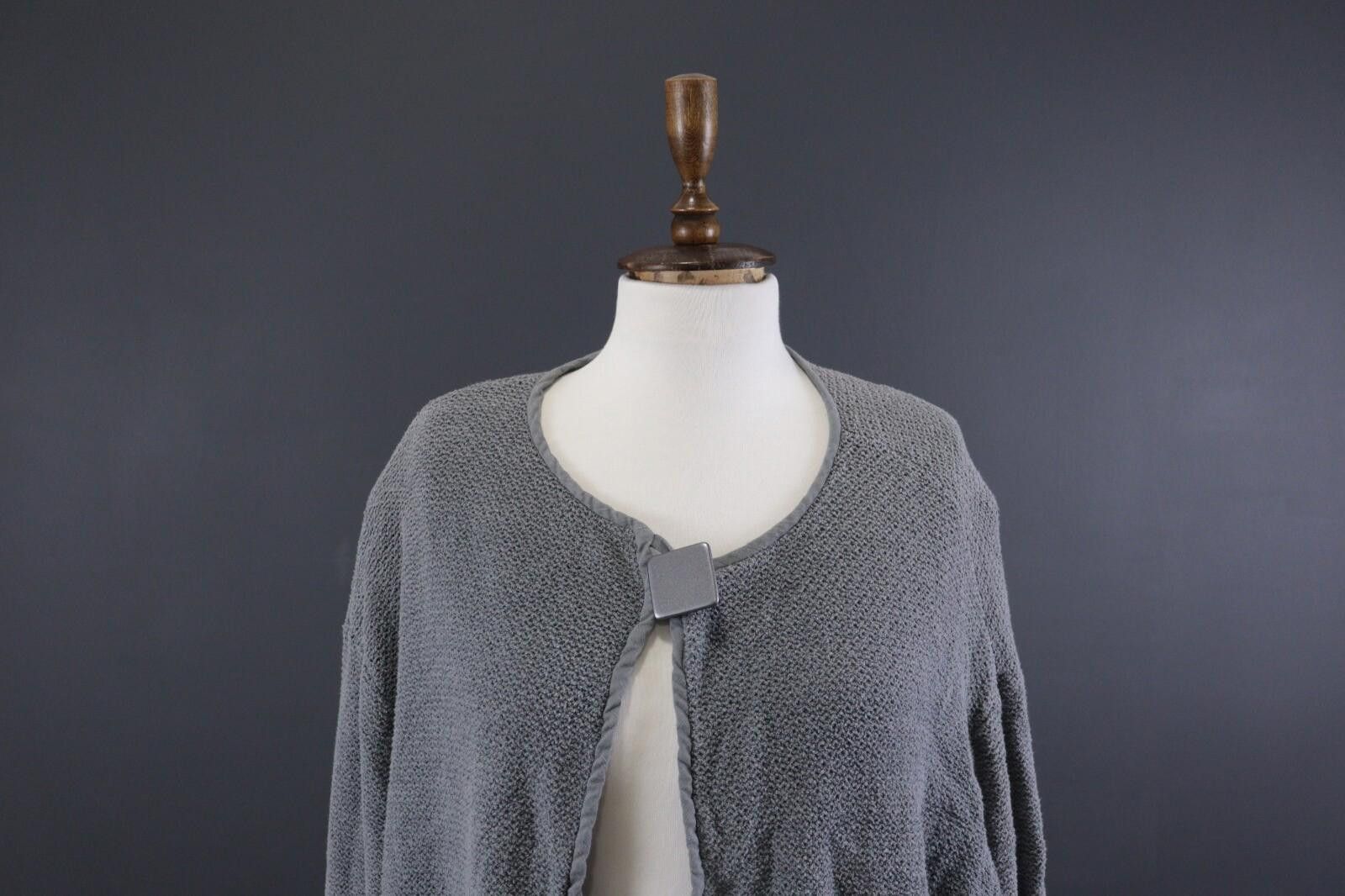 Designer Absolut By Zebra Gray Open Knit Cape Sweater Size 2 / M Size US M / EU 48-50 / 2 - 2 Thumbnail