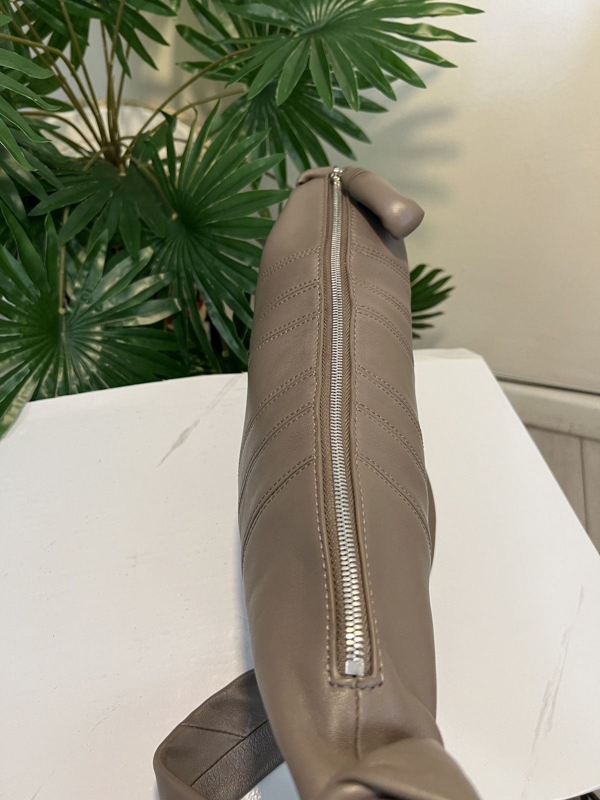 Lemaire LEMAIRE Croissant Medium Mink Cotton Shoulder Bag Size ONE SIZE - 4 Thumbnail