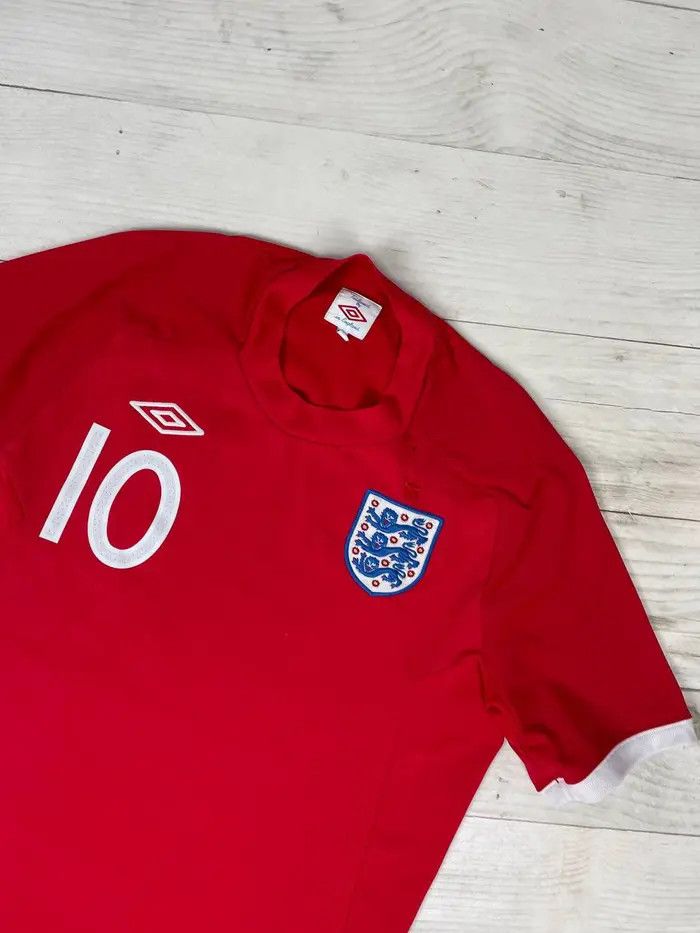 Umbro Umbro England 2010 2012 Wayne Rooney #10 Away Shirt Jersey Size US M / EU 48-50 / 2 - 3 Thumbnail