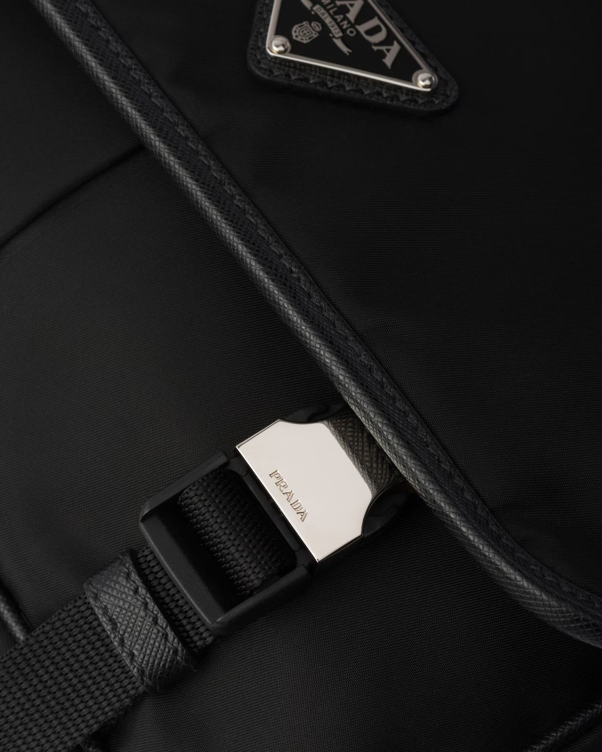 Prada o1srvl11e0624 Size: OS / Shoulder Bag in Black Size ONE SIZE - 5 Thumbnail