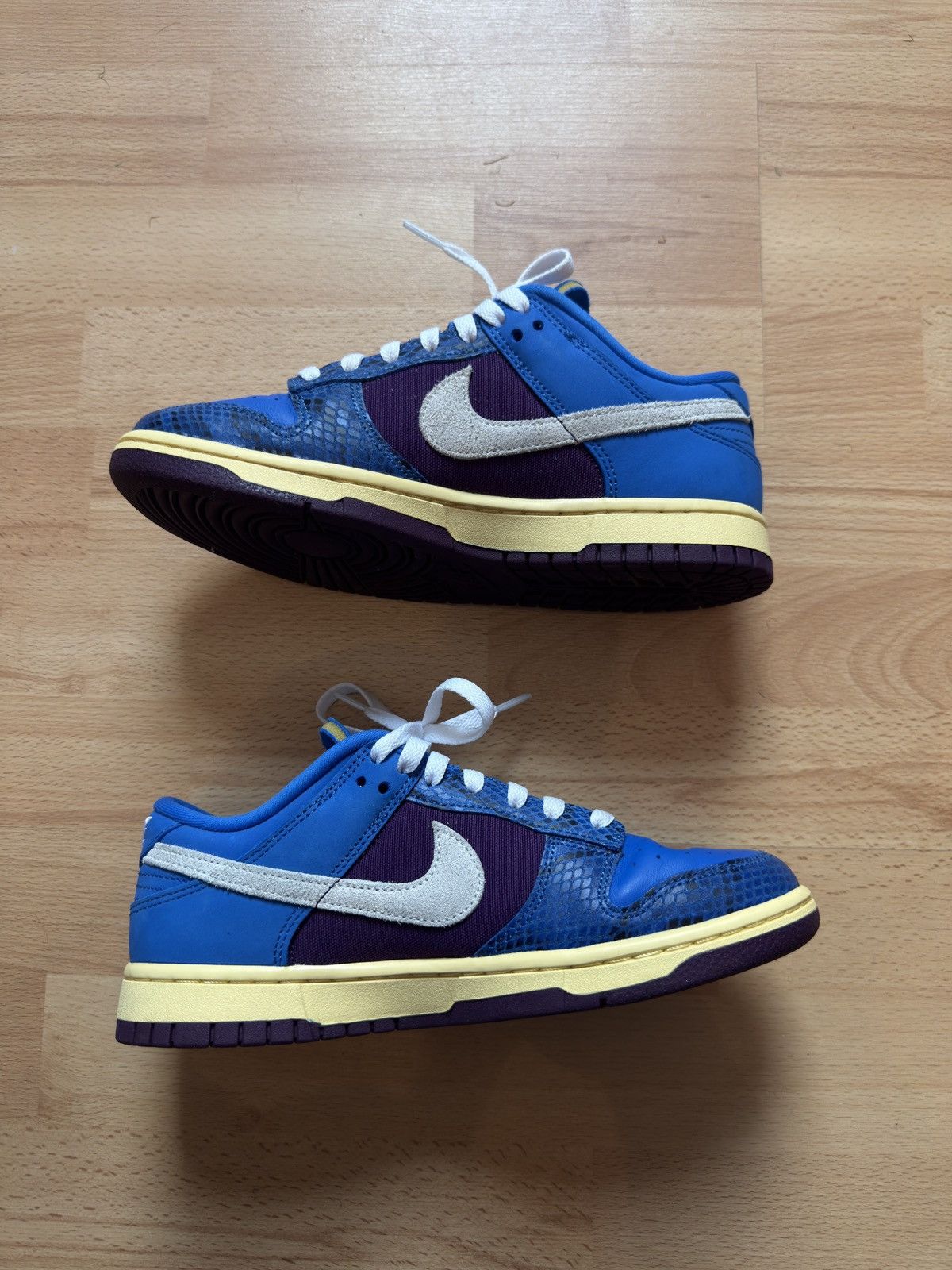 Nike × Undefeated Nike dunk low x Undefeated Size US 7 / EU 40 - 4 Thumbnail