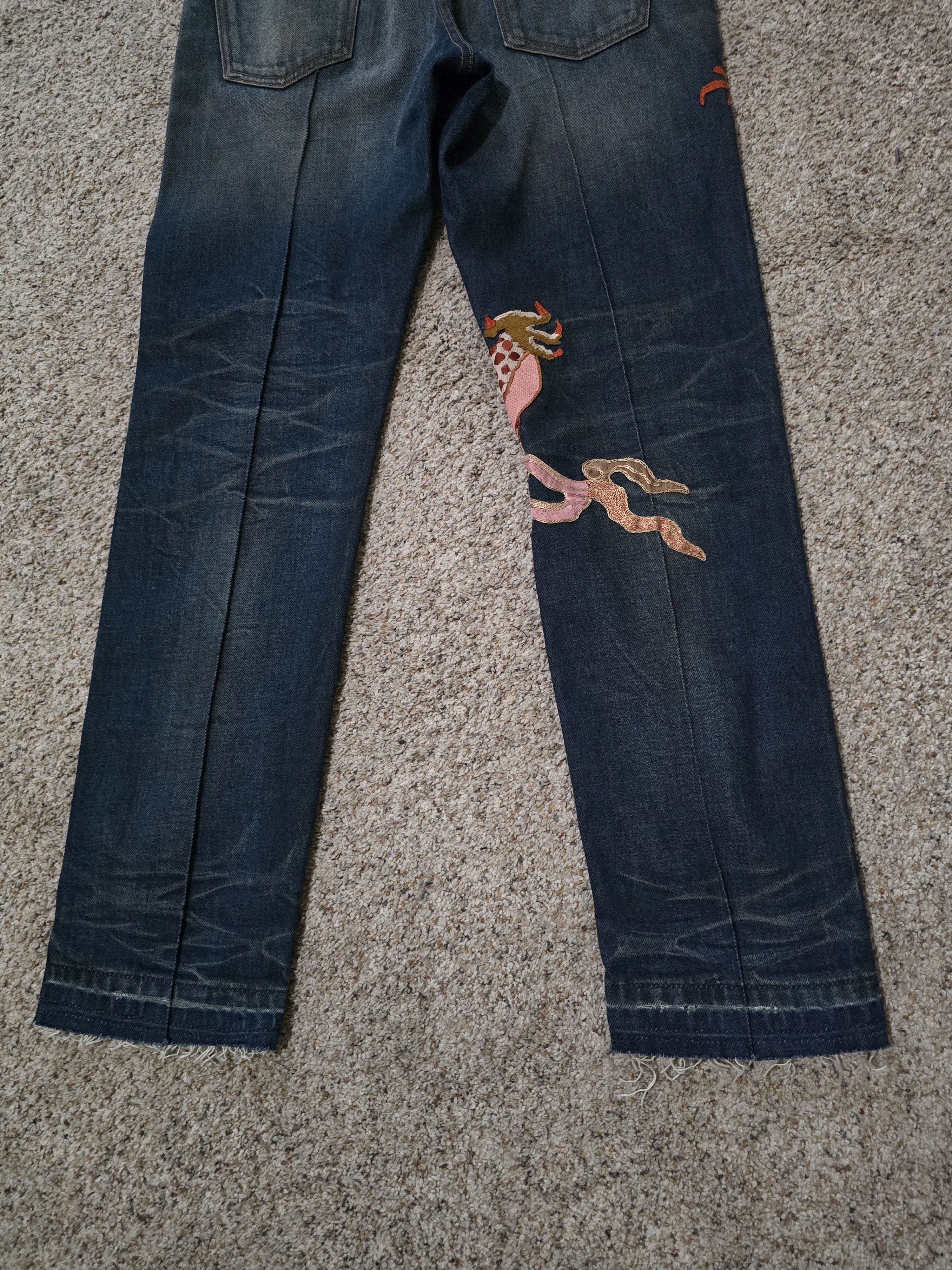 Gucci Gucci Embroidered Dragon Blue Jeans Size 32 NWT Size US 32 / EU 48 - 9 Thumbnail