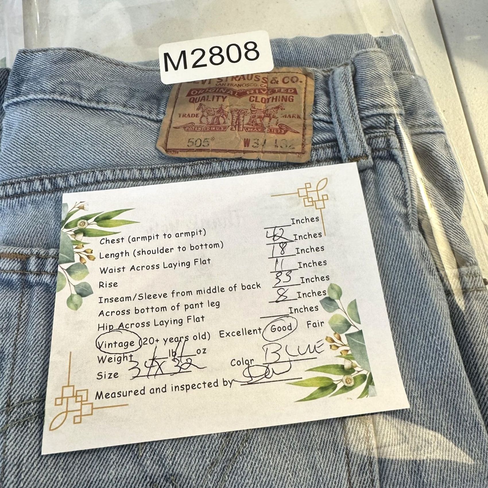 Levi's VINTAGE Levi's 505 Jeans Mens 34x32 Light Wash Blue Straight Fit Denim Zip Fly 5 Pocket Size US 34 / EU 50 - 8 Thumbnail